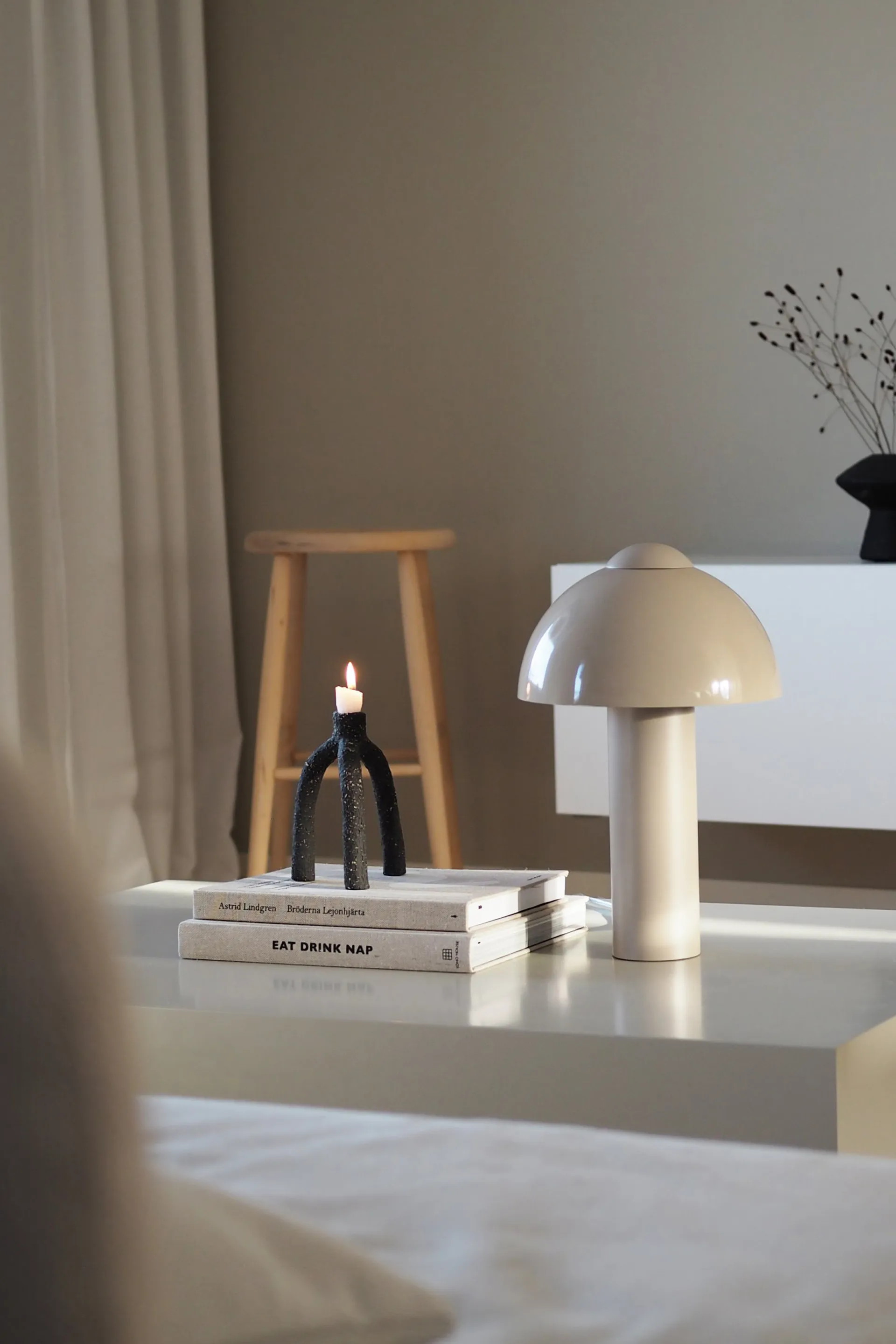 Buddy 23 tafellamp 36 cm, Zand Globen Lighting