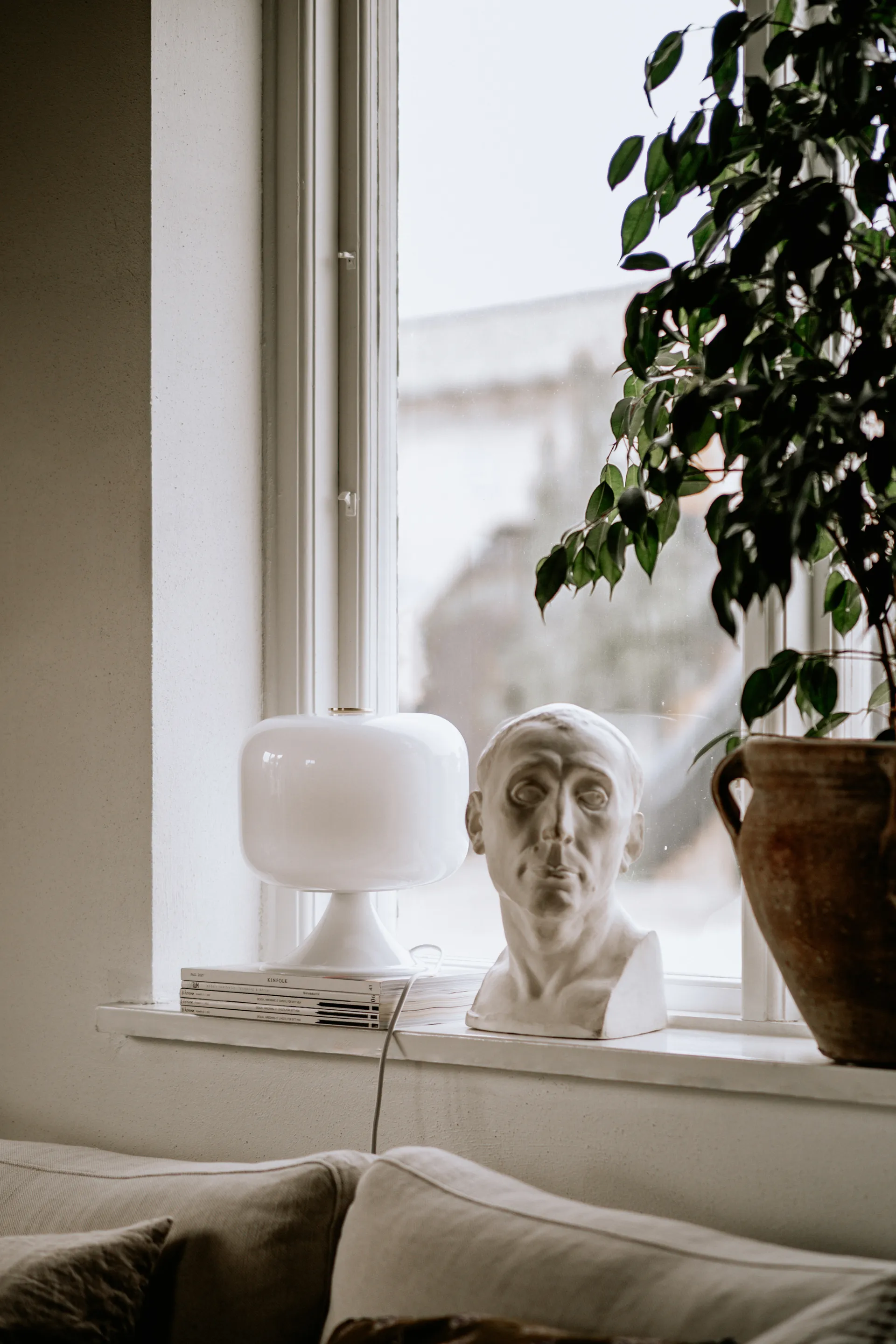 Bullen 25 tafellamp, Wit Globen Lighting