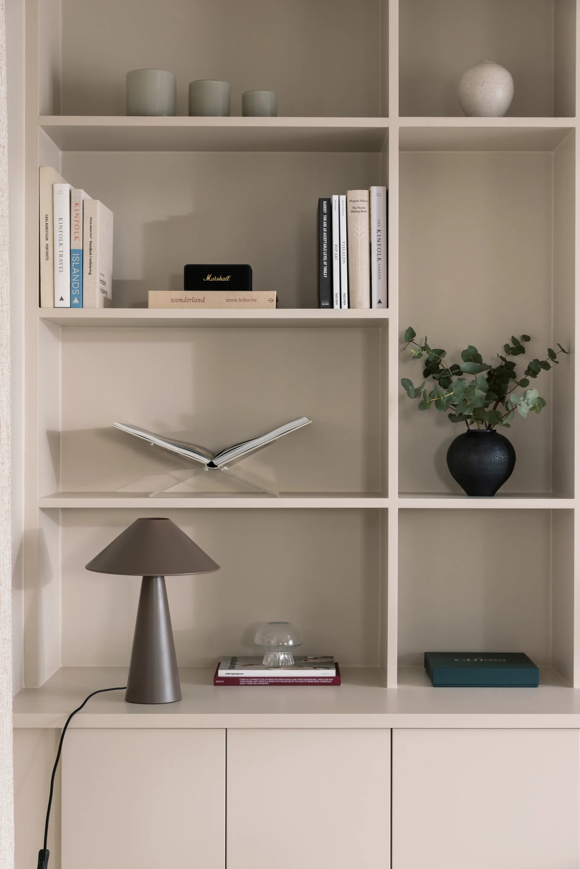 Cannes tafellamp, Bruin Globen Lighting