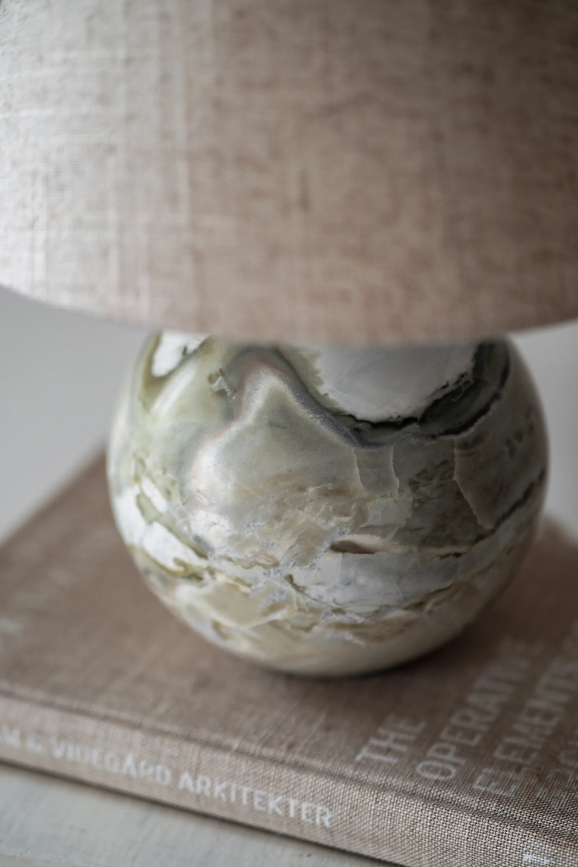 Castello 24 tafellamp, Groen Globen Lighting