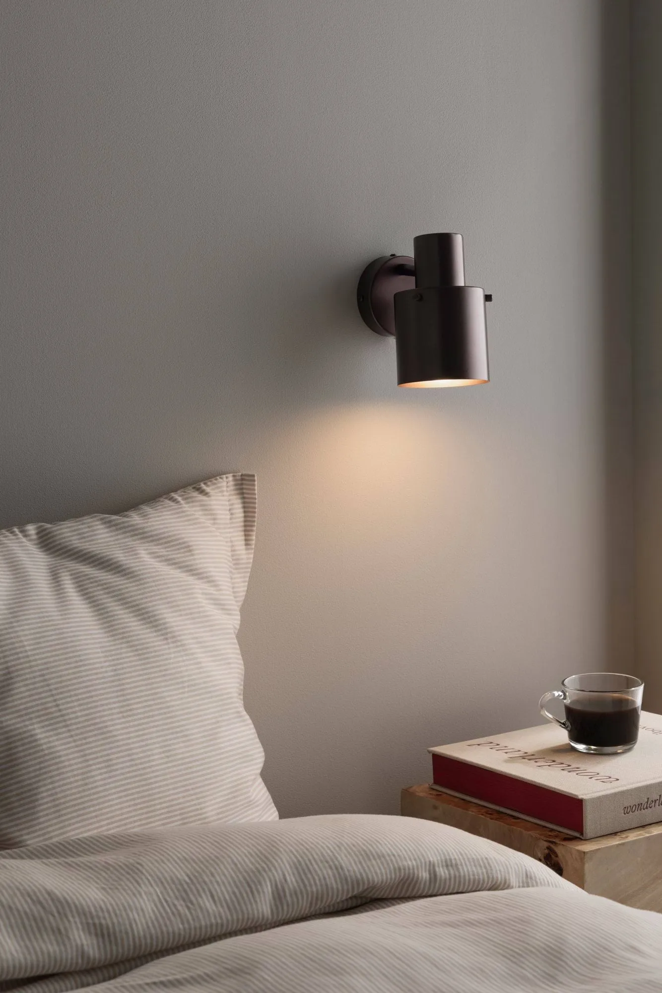 Clark 1 wandlamp, Bronze (bruin) Globen Lighting