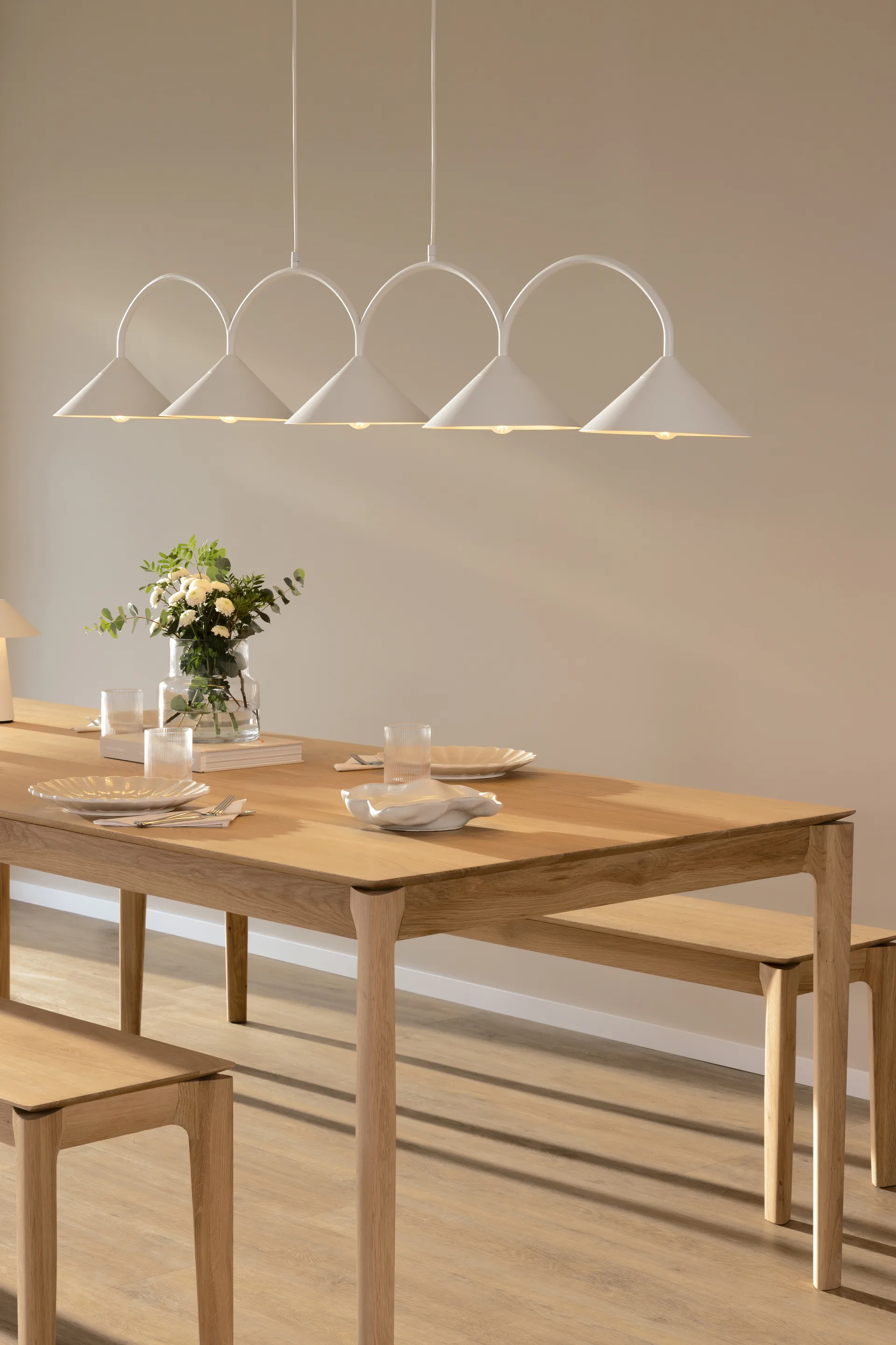 Curve hanglamp 5, Wit Globen Lighting