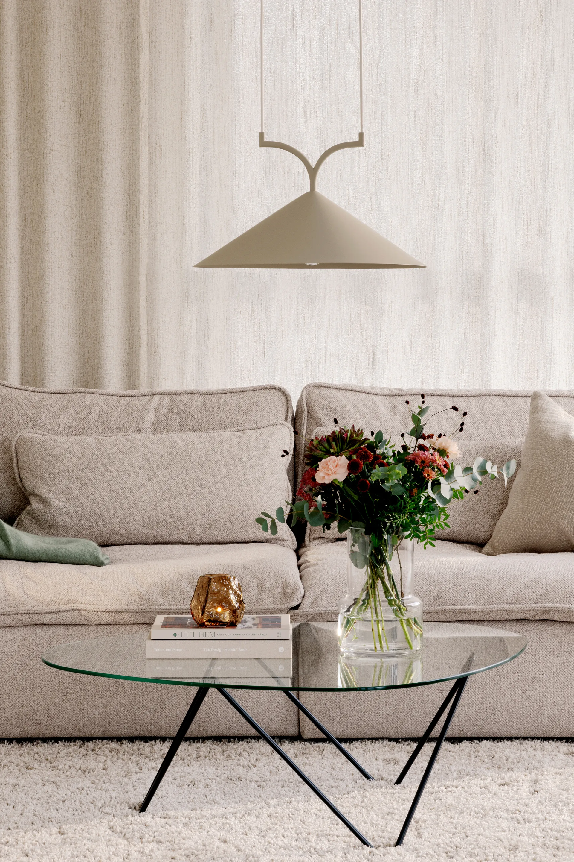 Curve hanglamp 50, Beige Globen Lighting