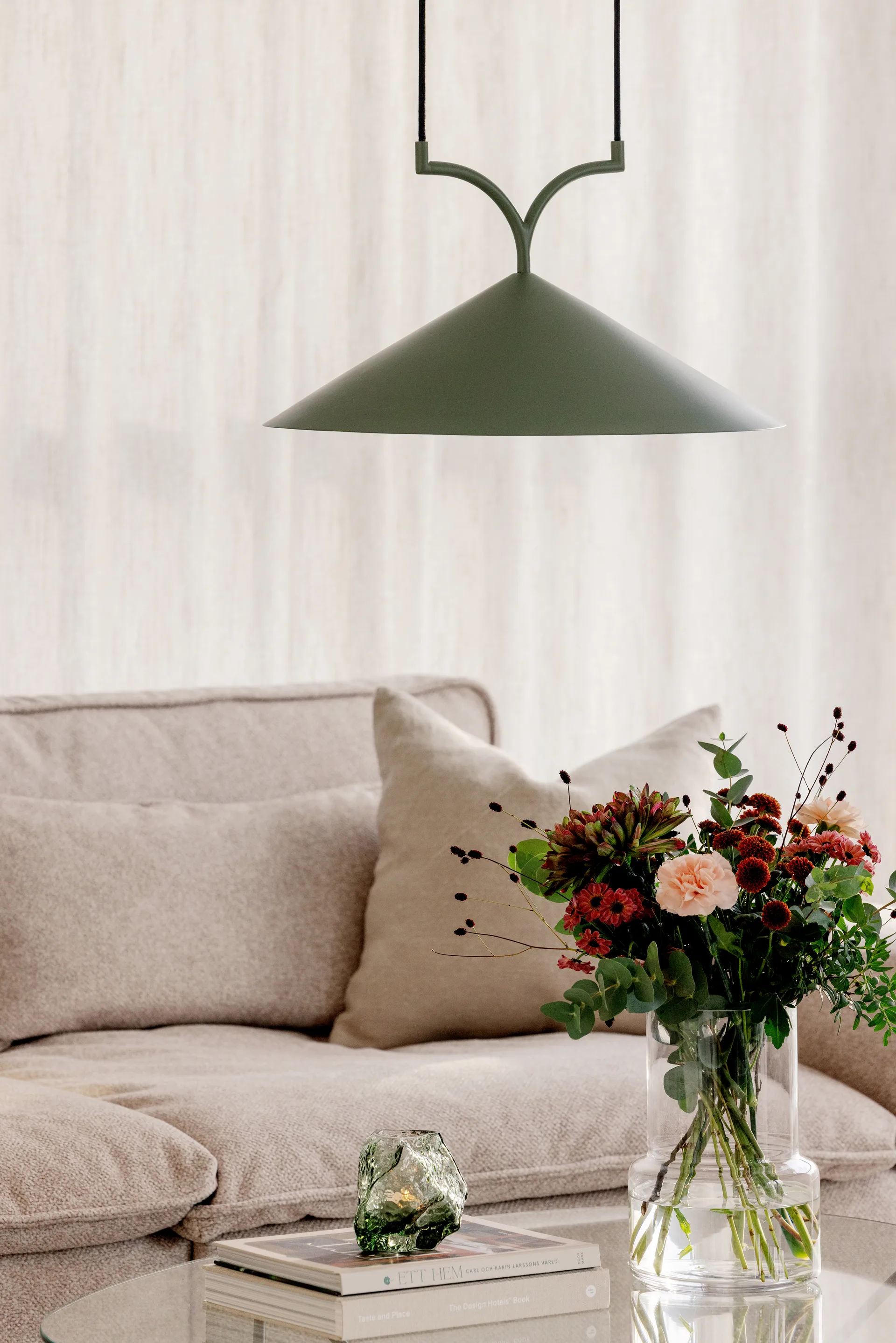 Curve hanglamp 50, Groen Globen Lighting