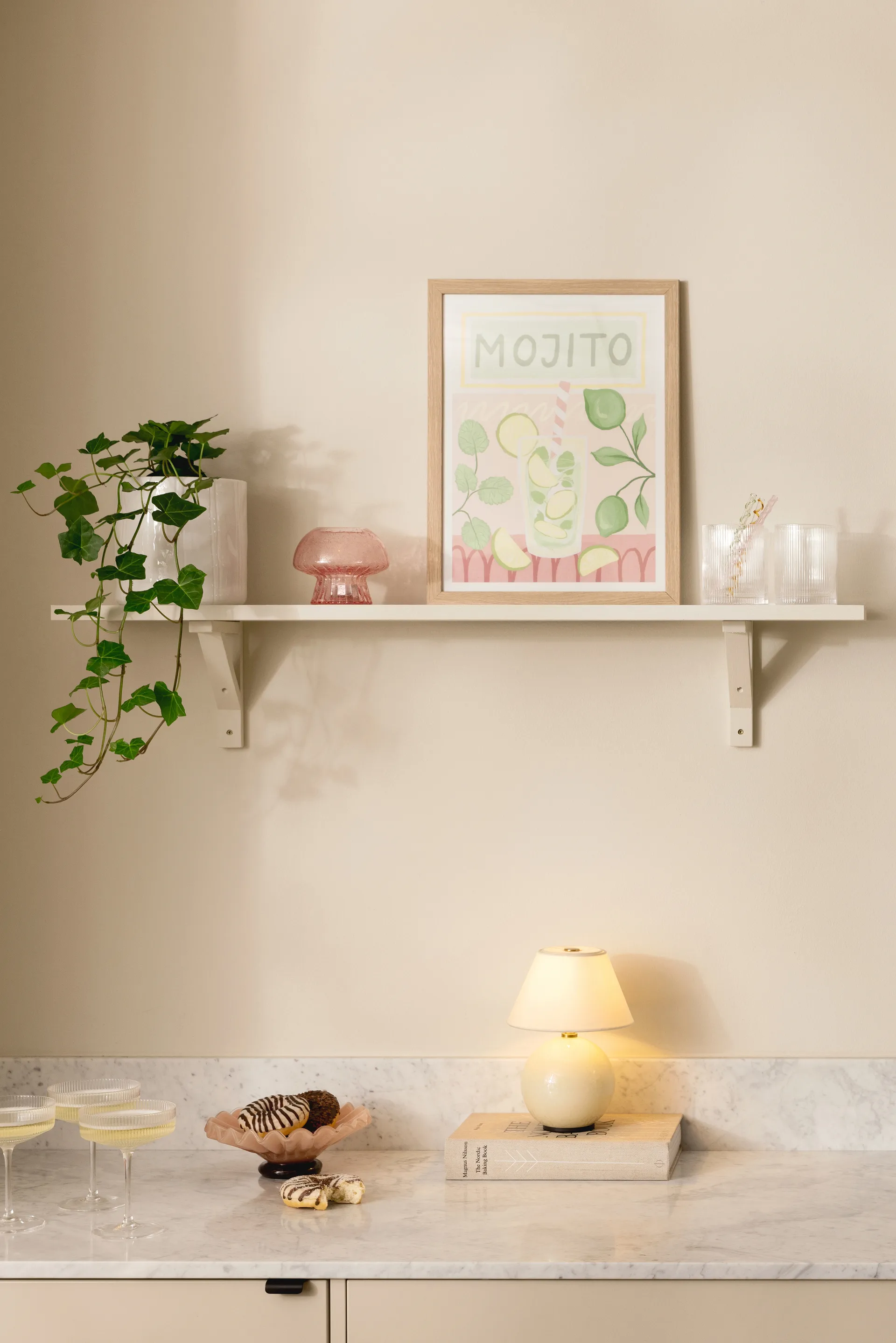 Fungo 12 theelichthouder Special Edition, Roze Globen Lighting