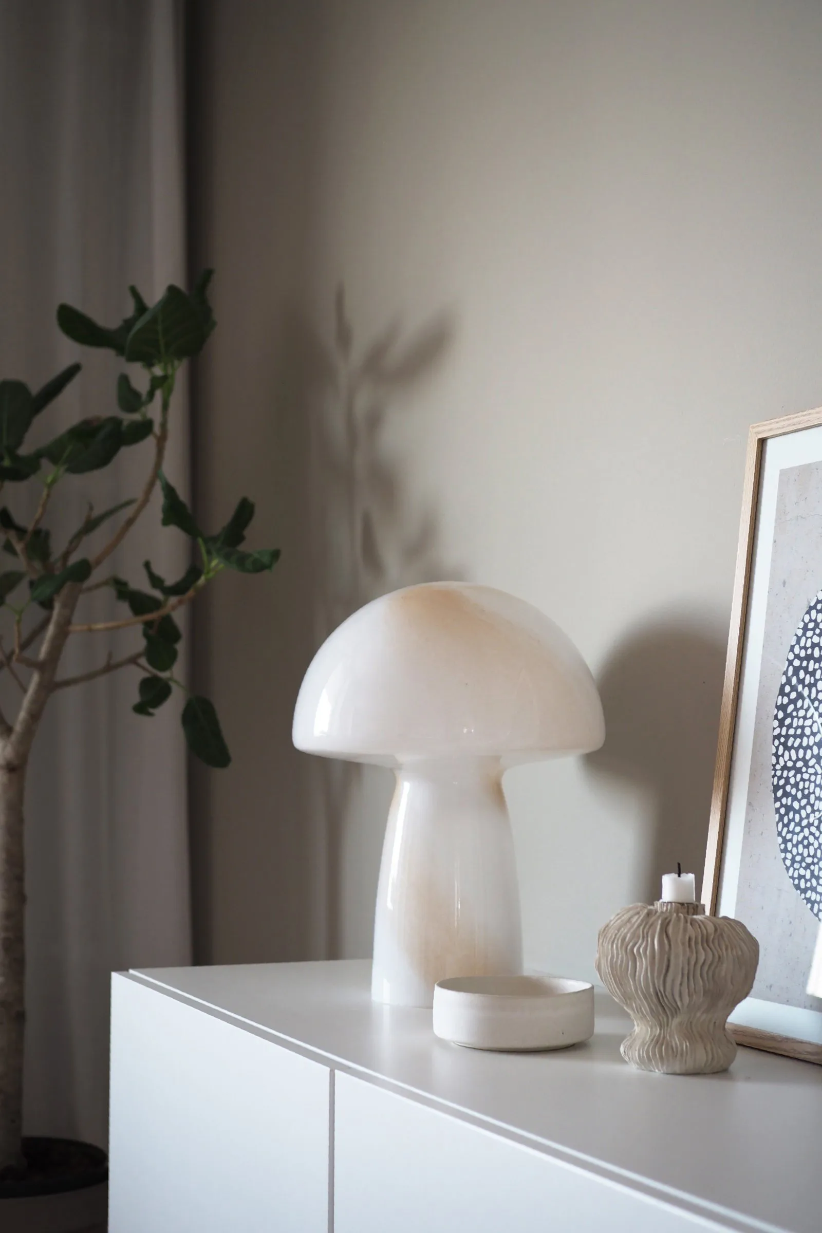 Fungo tafellamp beige, 42 cm Globen Lighting