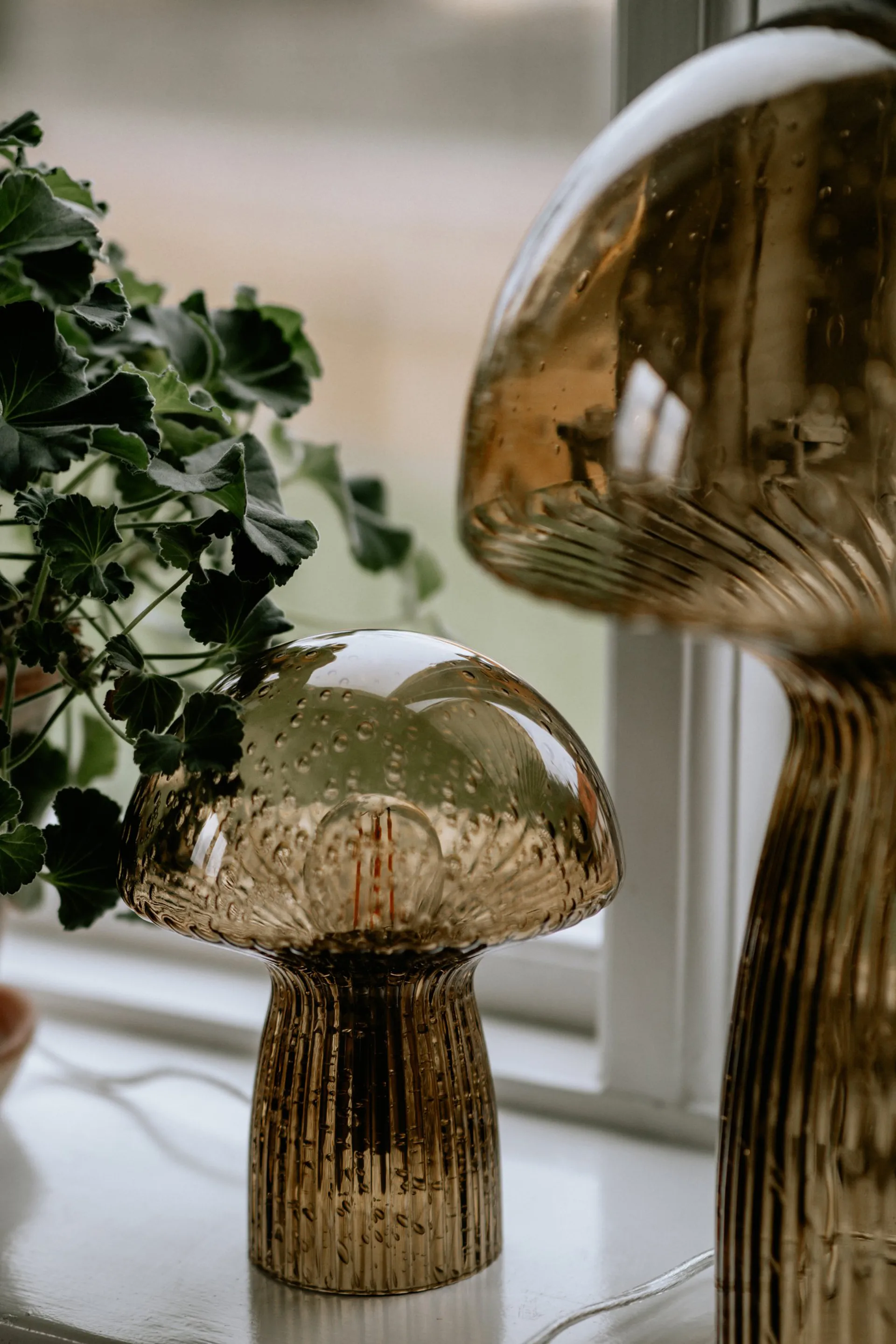 Fungo tafellamp Special Edition bruin, 20 cm Globen Lighting