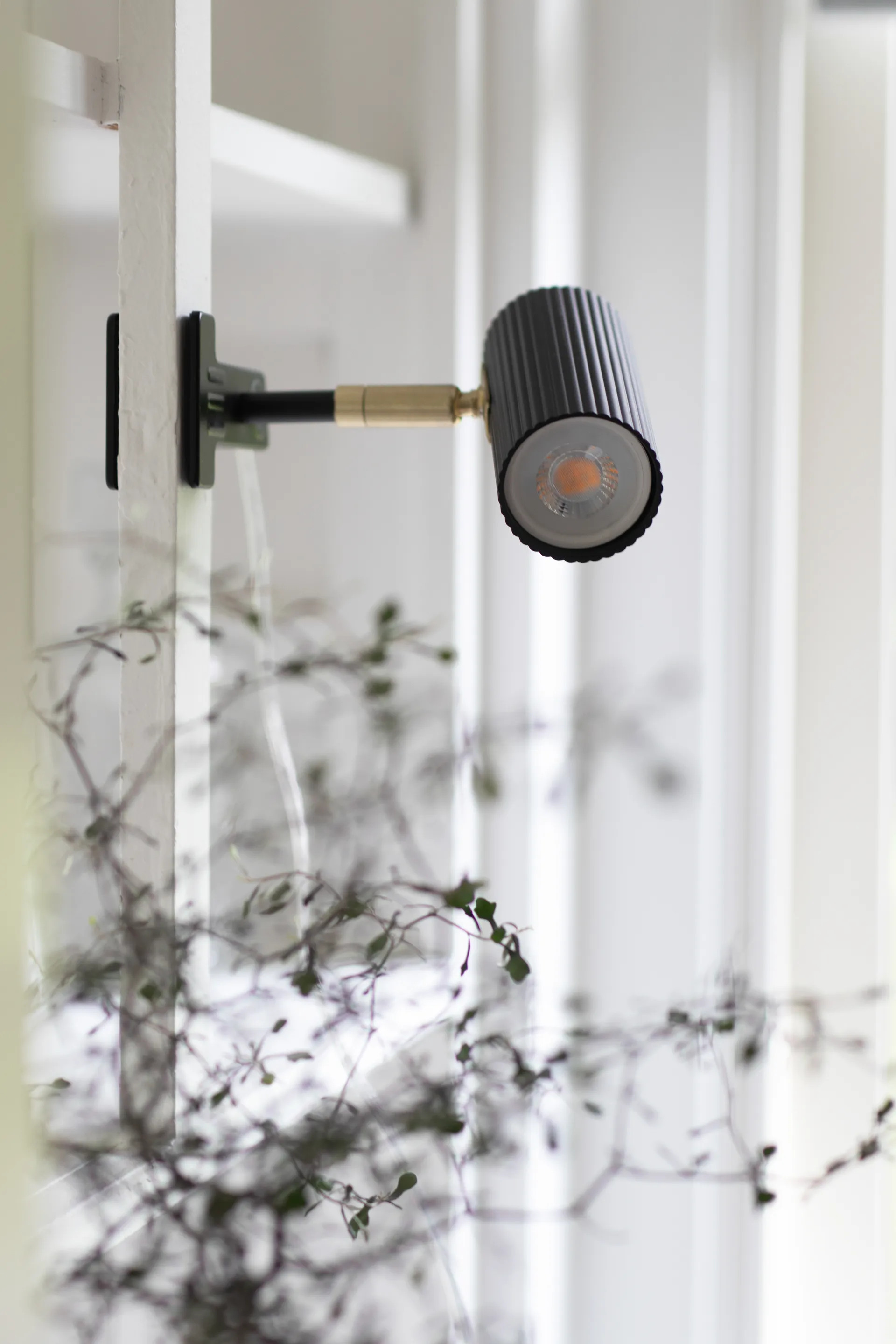 Hubble klemlamp, Zwart Globen Lighting