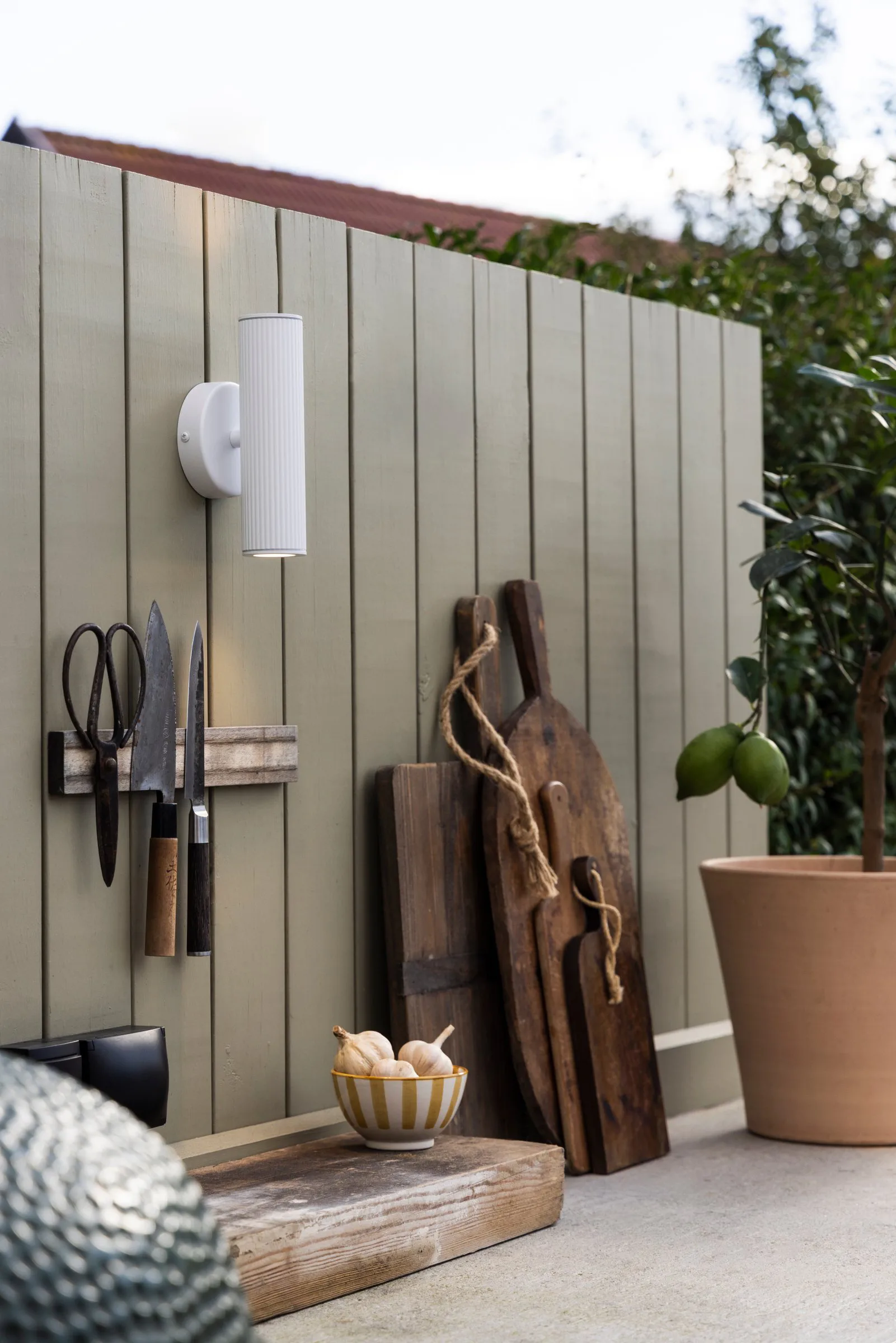 Hubble up/down wandlamp gevelverlichting, Wit Globen Lighting