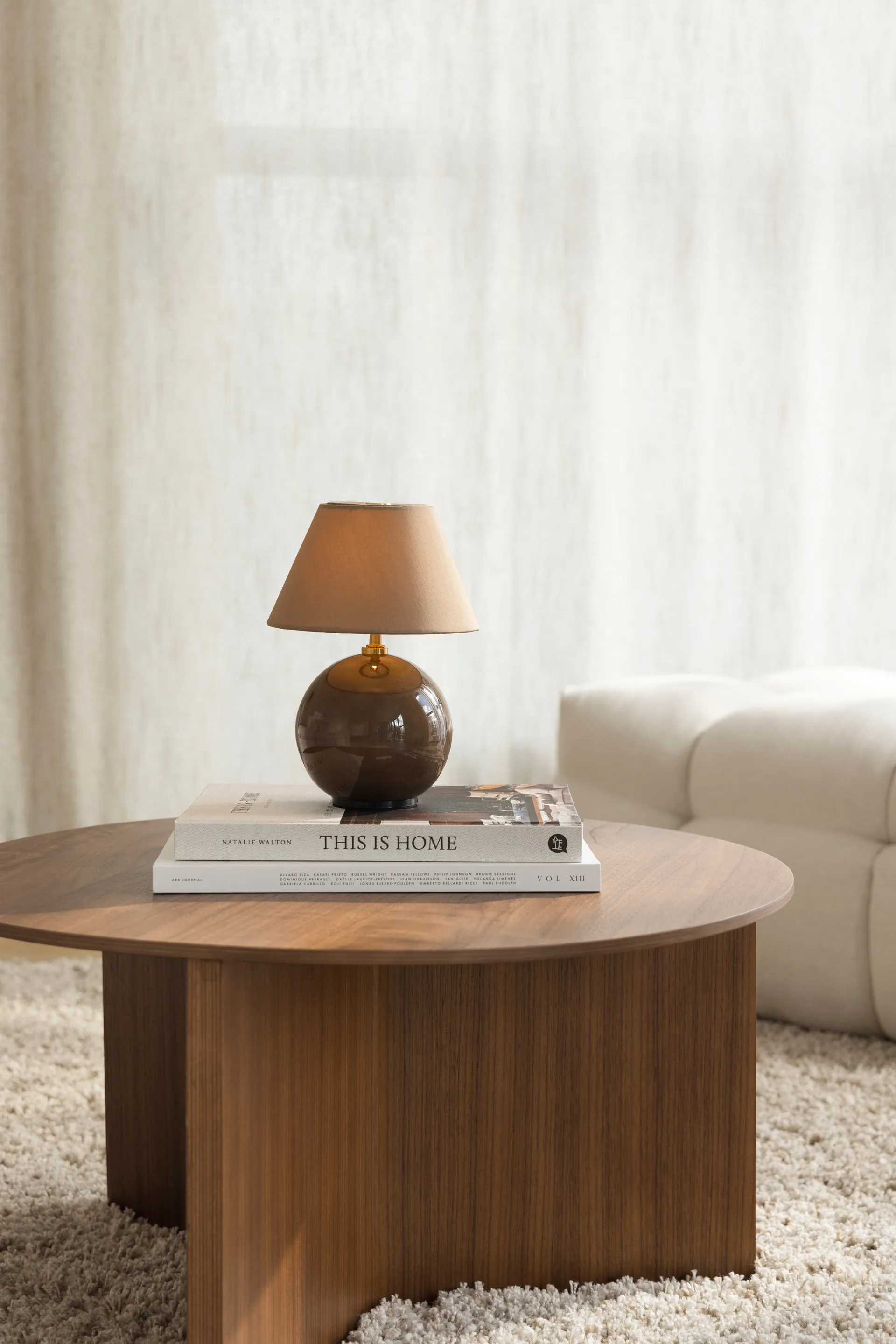 Iris 16 draagbare tafellamp, Mocha Globen Lighting