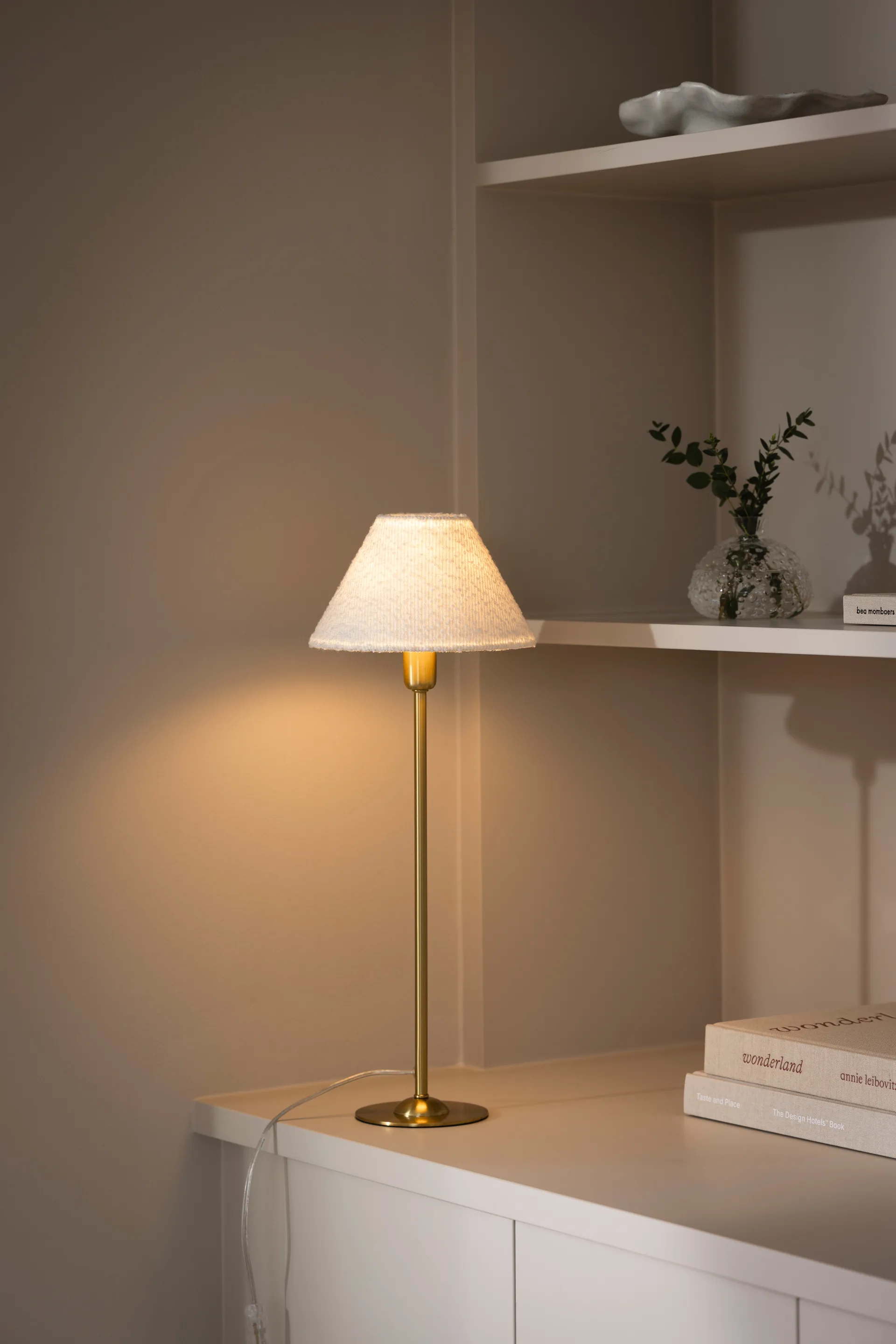 Iris 20 lampenkap, Bouclé wit Globen Lighting