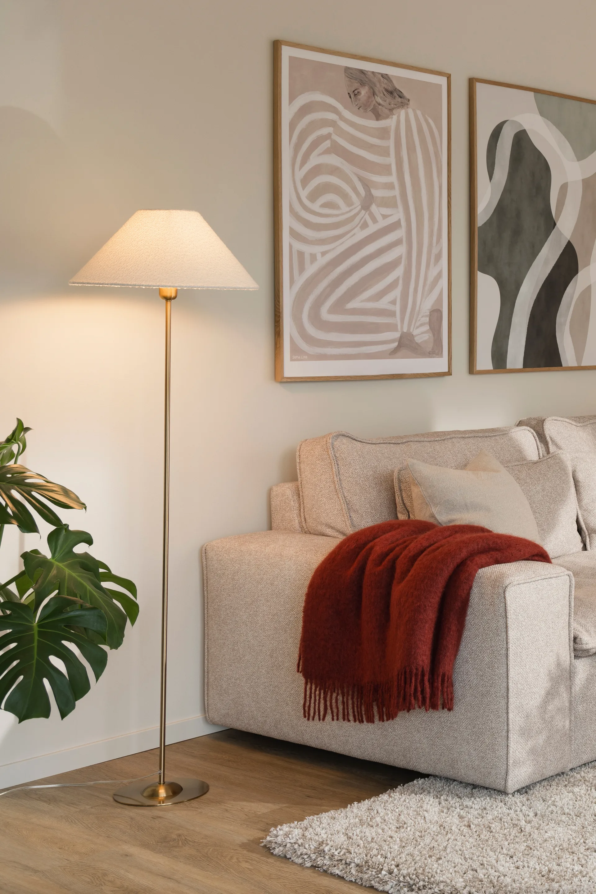 Iris 45 lampenkap, Bouclé wit Globen Lighting