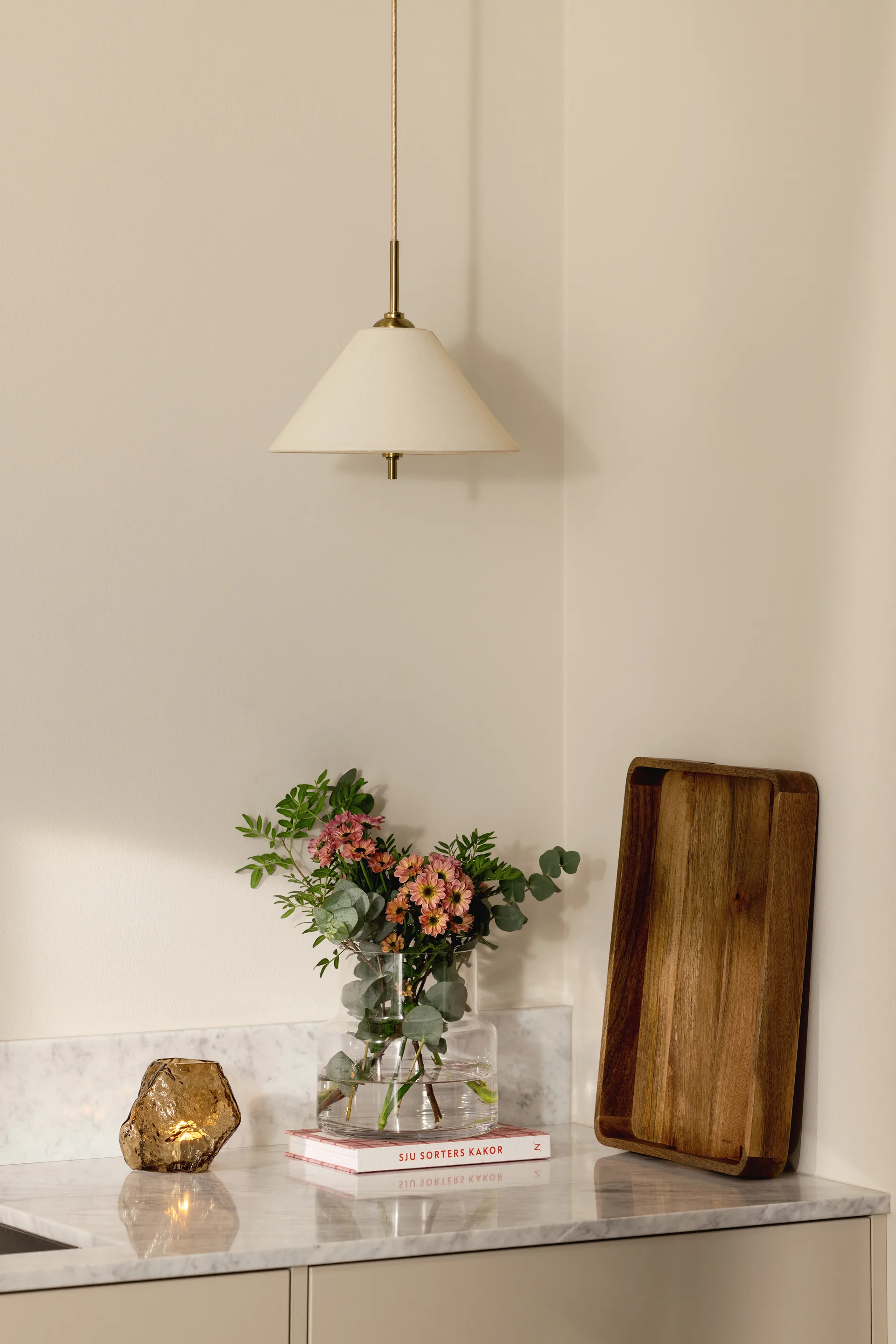 Iris hanglamp 25, Crème Globen Lighting