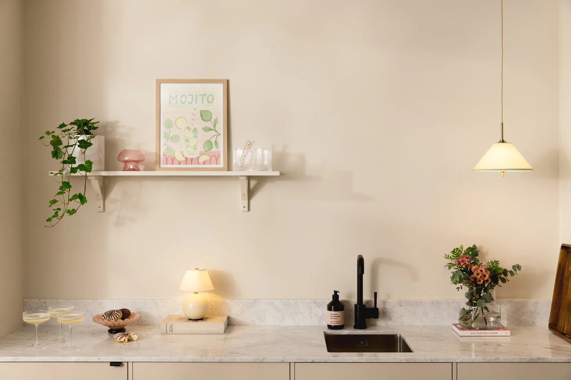 Iris hanglamp 25, Groen Globen Lighting