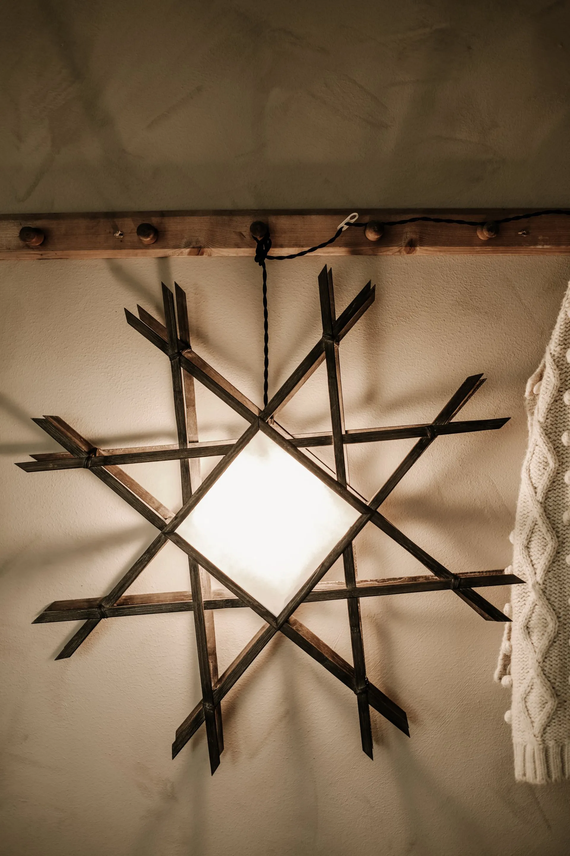 Lea 70 kerstster, Bruin Globen Lighting