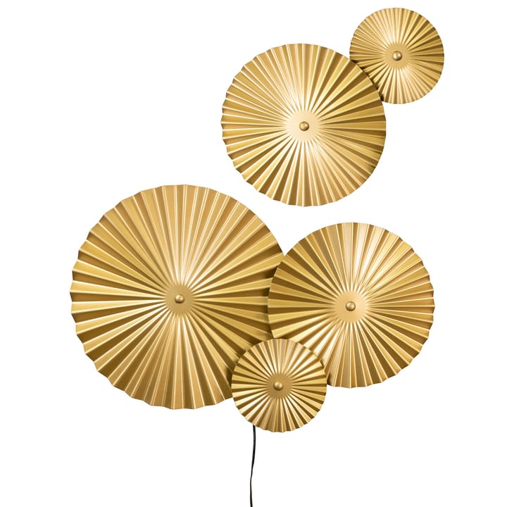 Omega wandlamp, Geborsteld messing Globen Lighting
