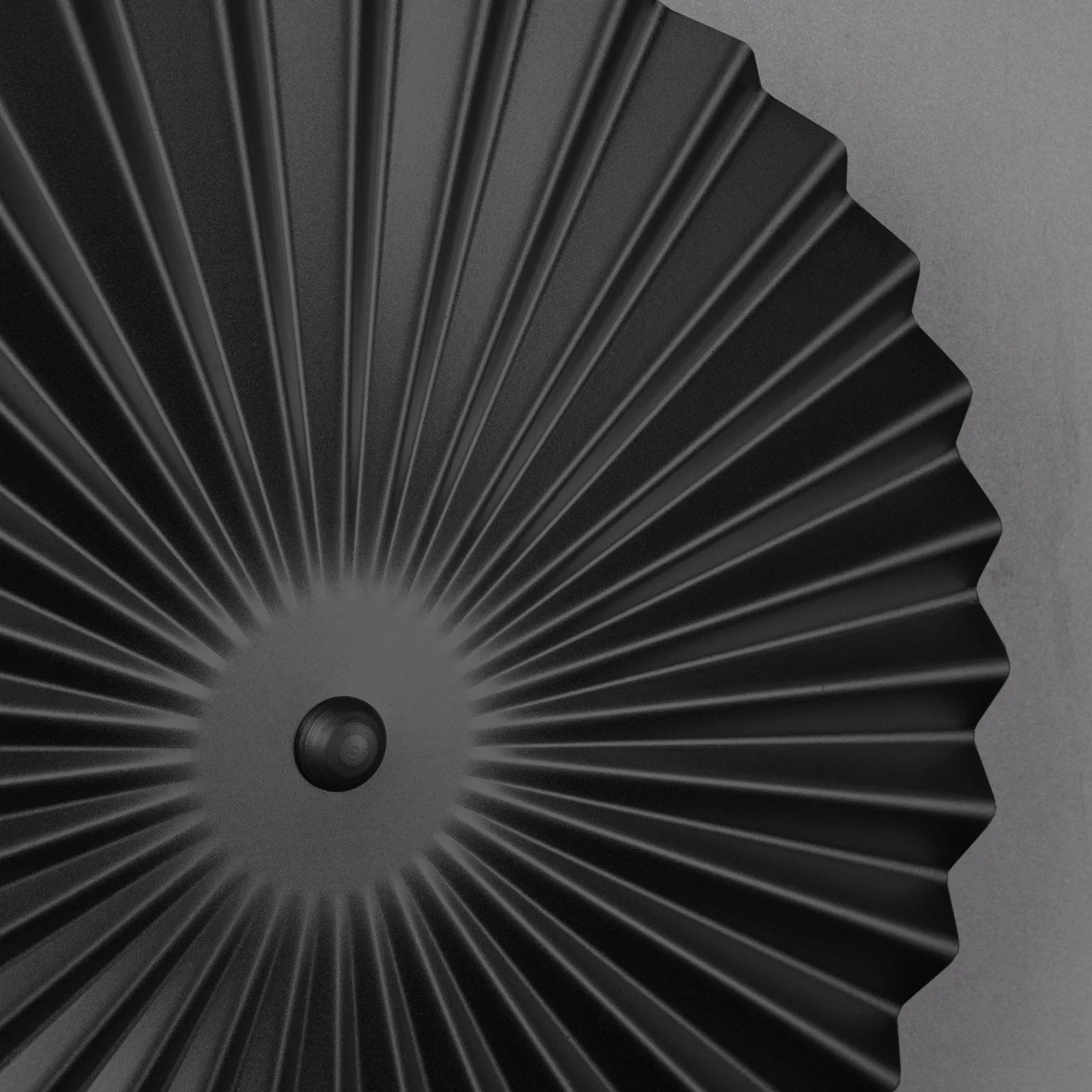 Omega wandlamp, Zwart Globen Lighting