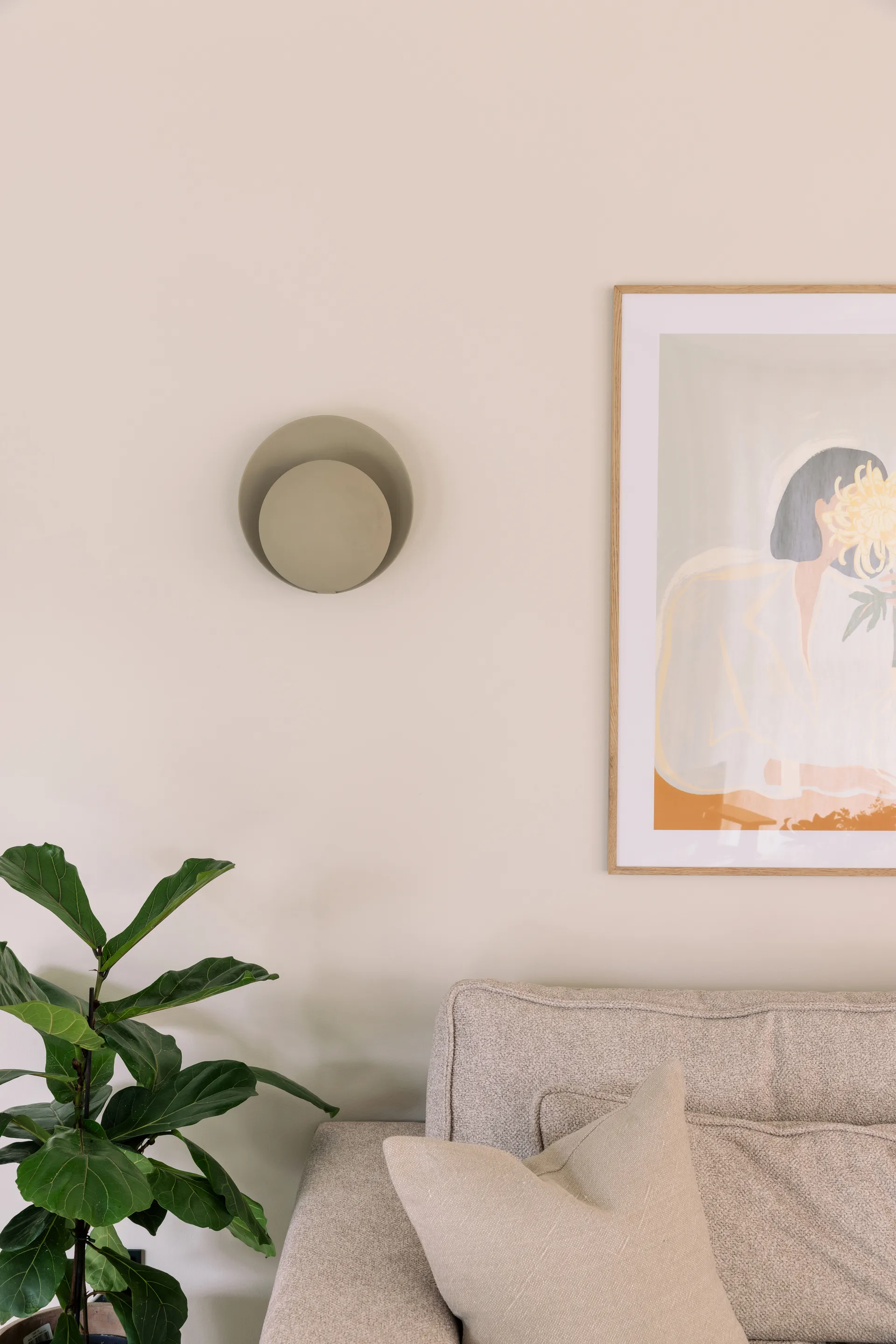 Orbit muurlamp, Beige Globen Lighting