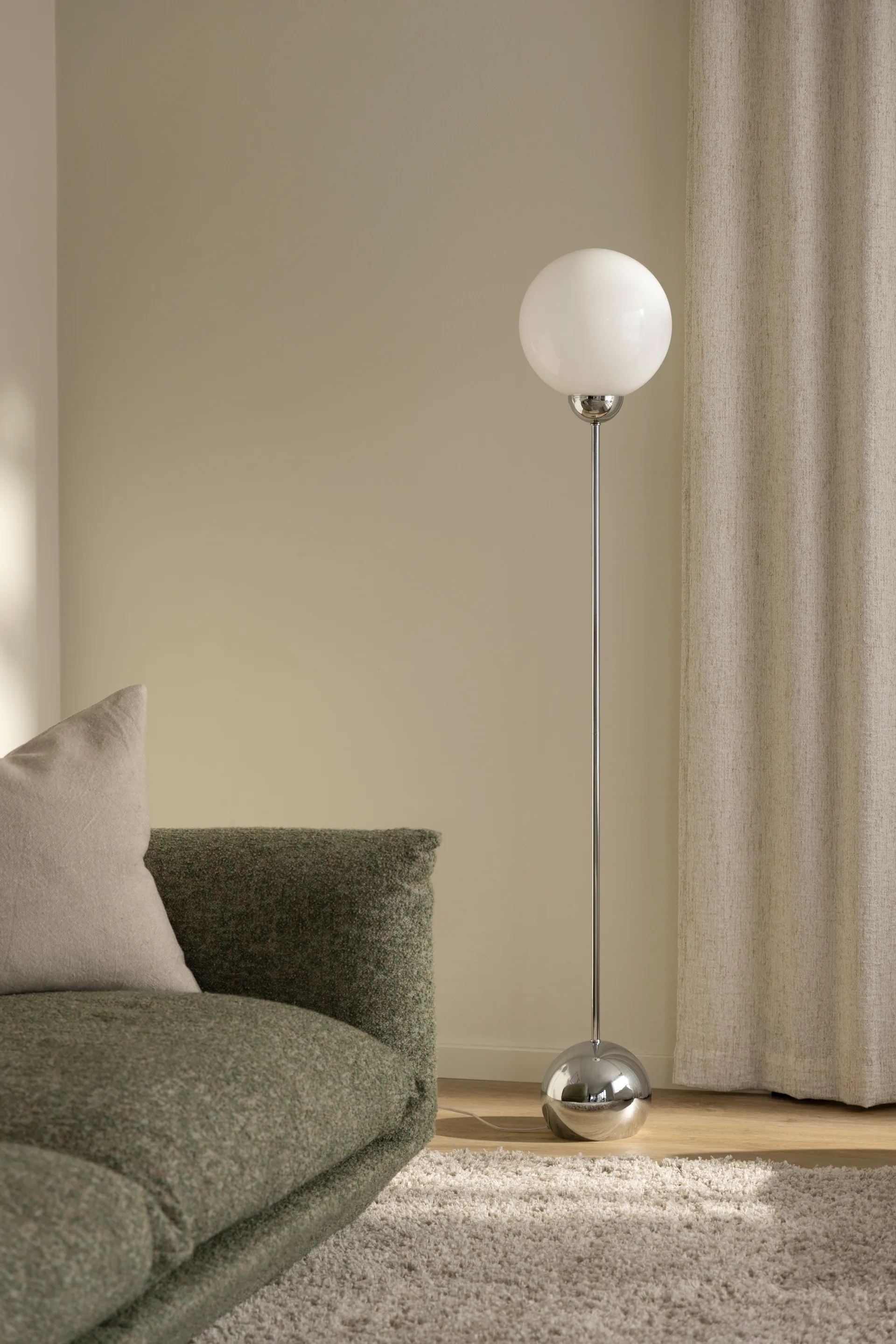 Ripley vloerlamp, Chroom Globen Lighting