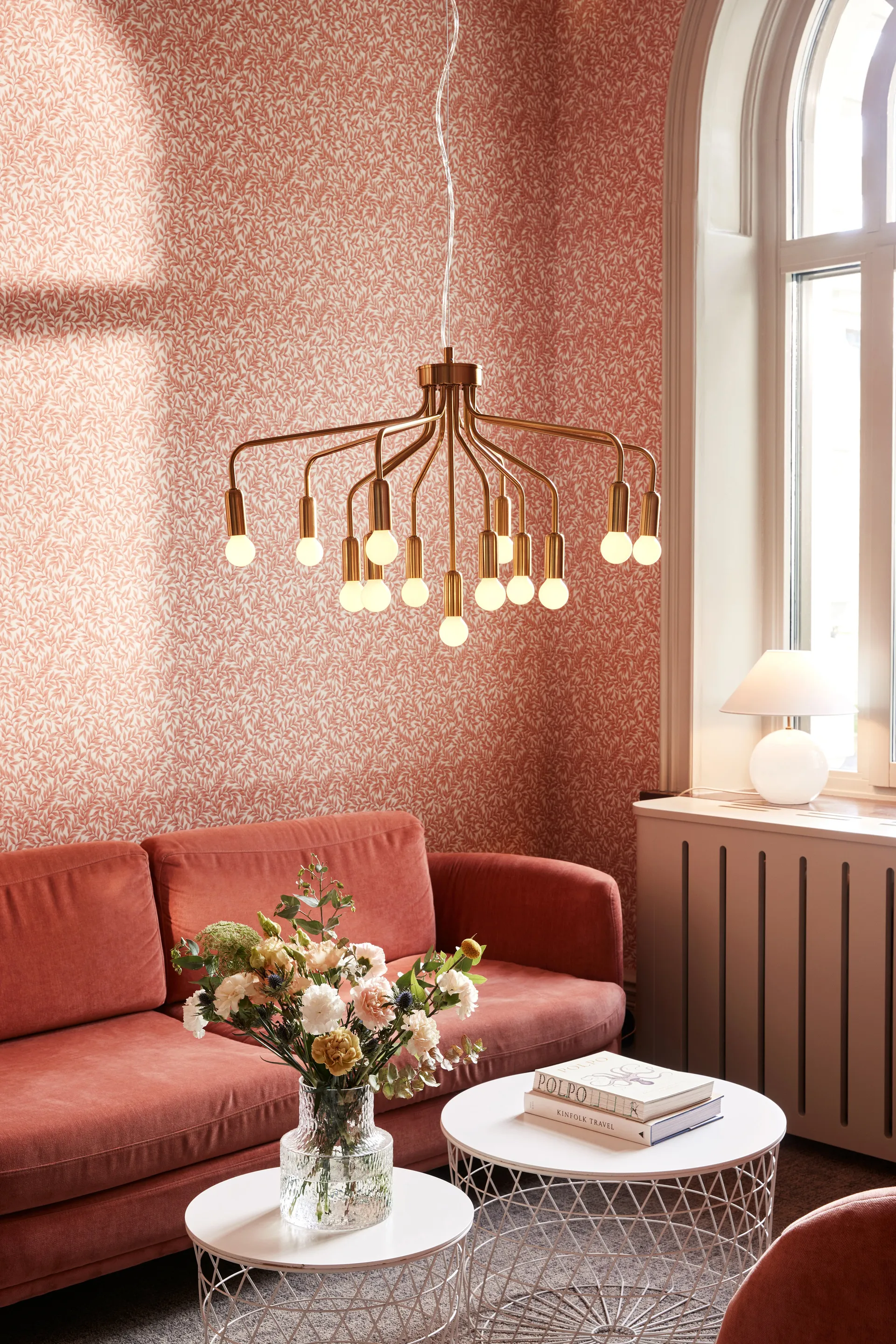 Roots 70 hanglamp, Geborsteld messing Globen Lighting