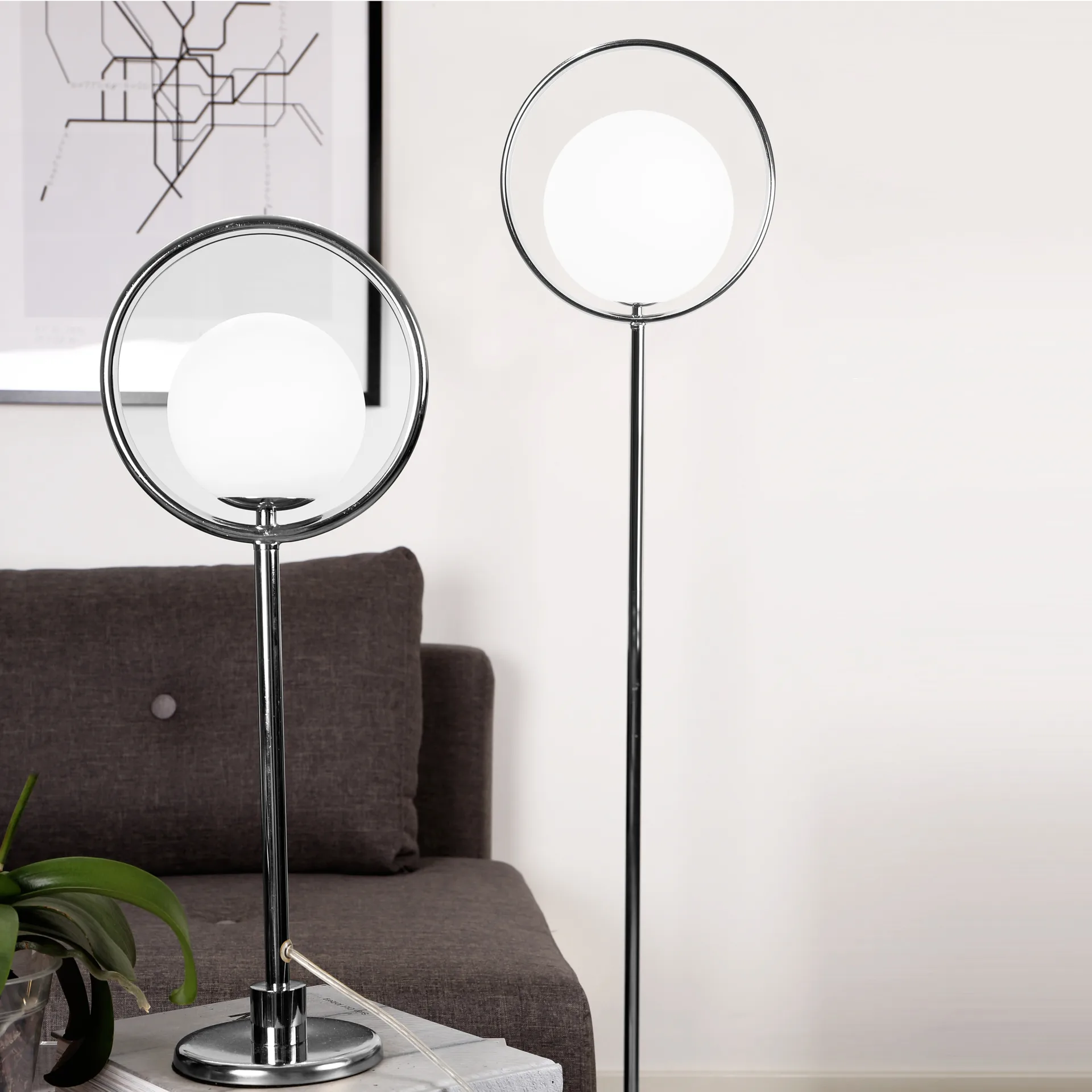 Saint vloerlamp, chroom Globen Lighting