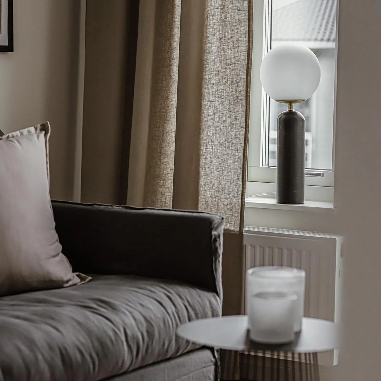 Torrano tafellamp, Zwart Globen Lighting