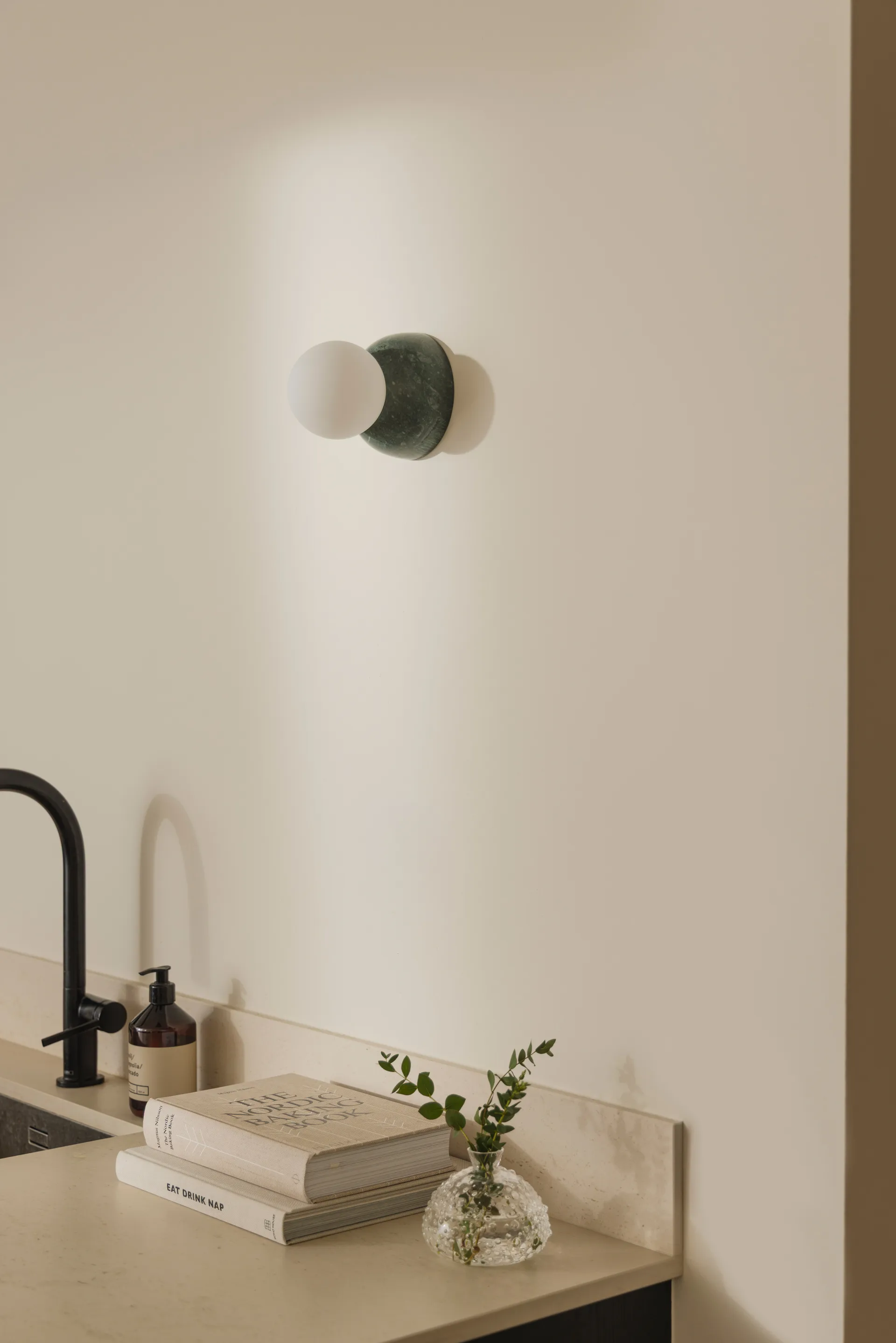 Torrano wandlamp/plafonnière 13 cm, Donkergroen marmer Globen Lighting