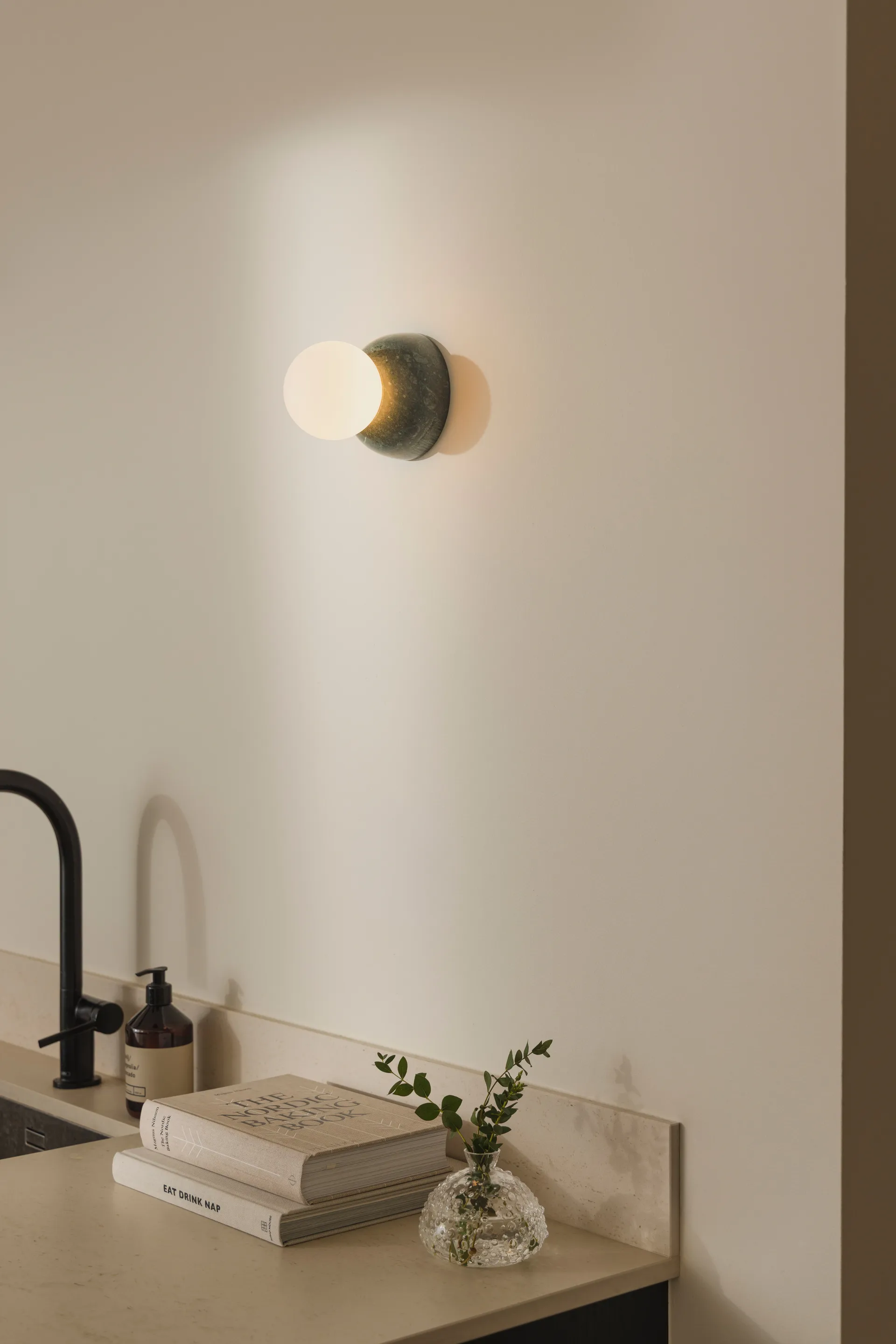 Torrano wandlamp/plafonnière 13 cm, Donkergroen marmer Globen Lighting