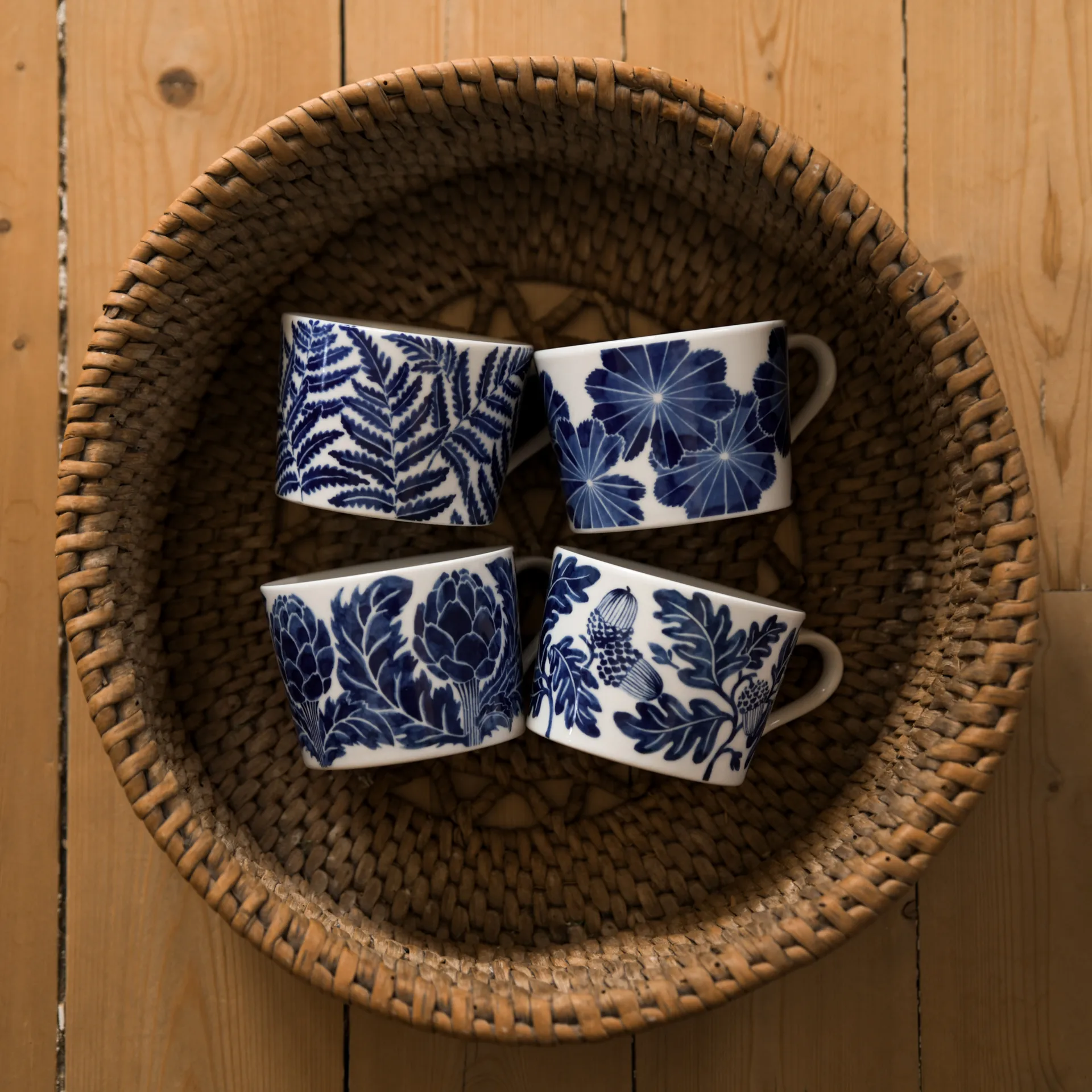 Acorn kop 24 cl, Blauw Götefors Porslin