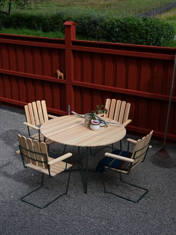 9A eettafel - Geoliede sparrenhout-groen, Ø120 cm - Grythyttan stalen meubelen