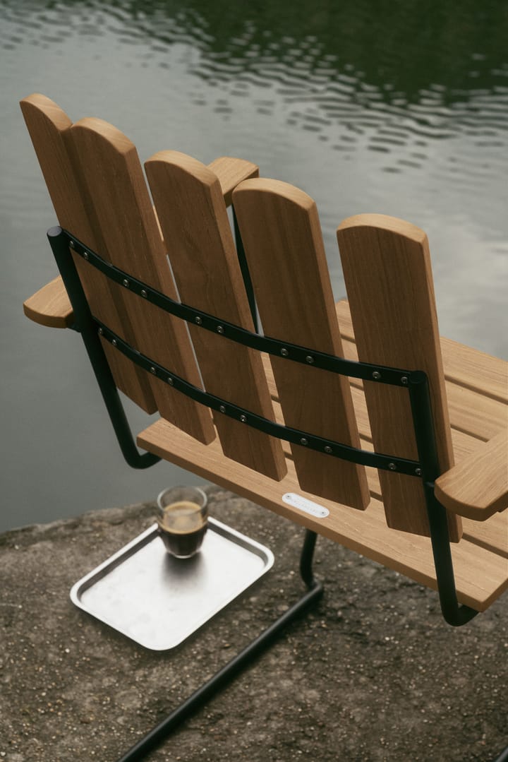 A2 tuinstoel, Onbehandeld teak-zwart Grythyttan stalen meubelen