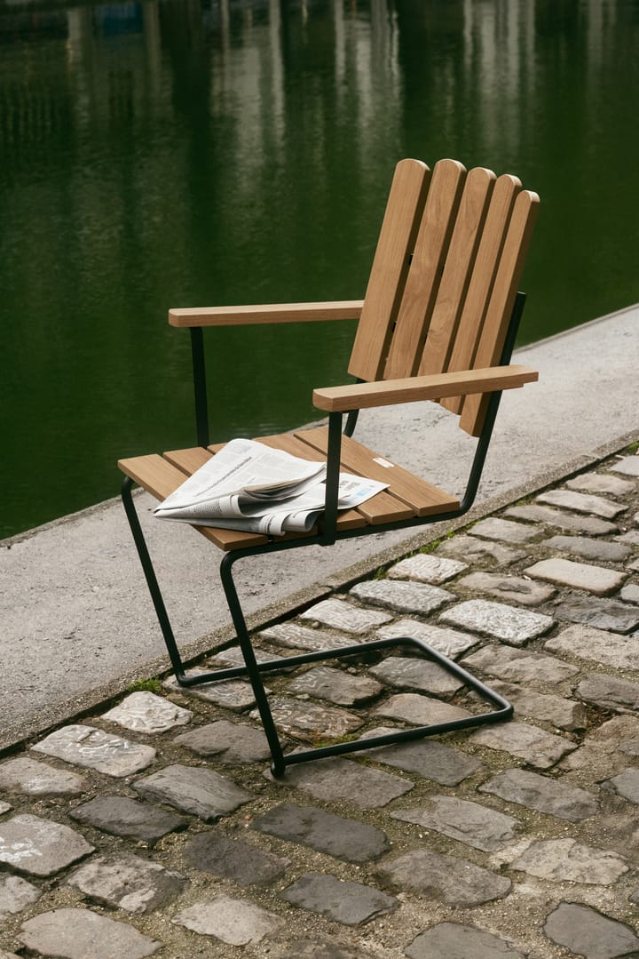 A2 tuinstoel, Onbehandeld teak-zwart Grythyttan stalen meubelen