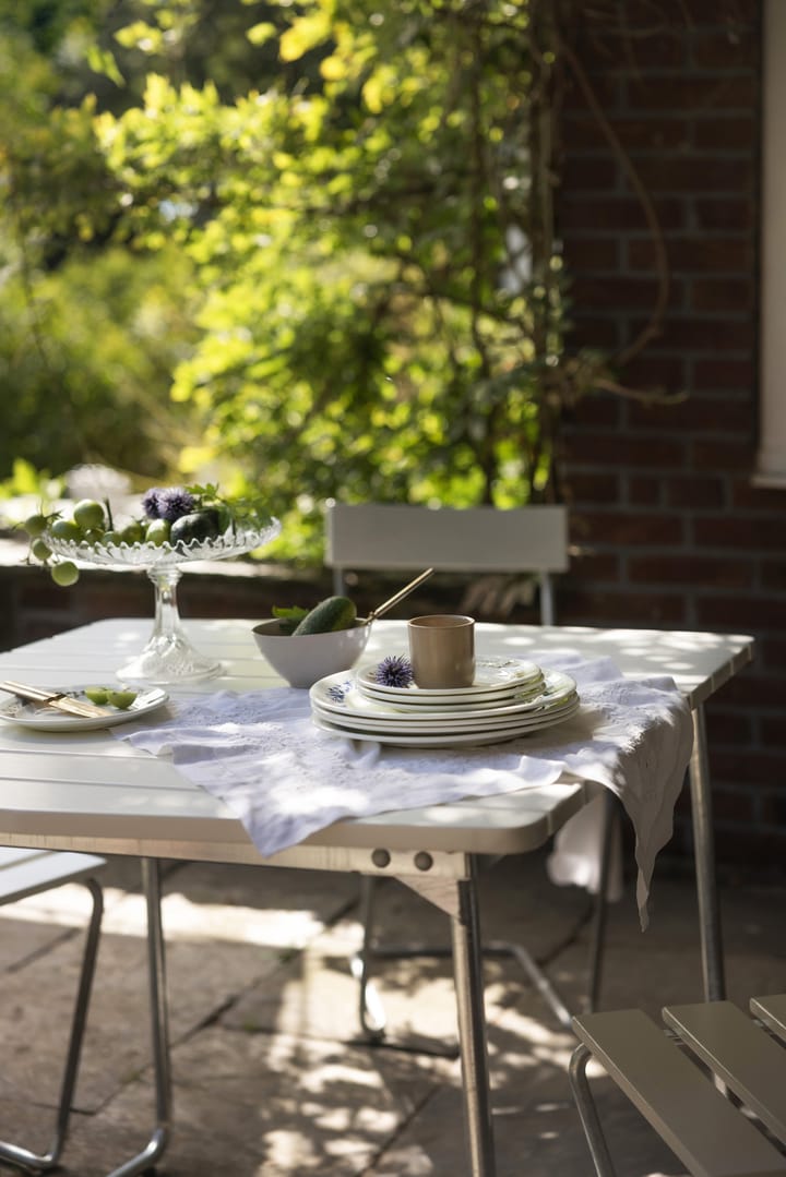 B31 84 eettafel, Wit gelakte eiken-verzinkt frame Grythyttan stalen meubelen
