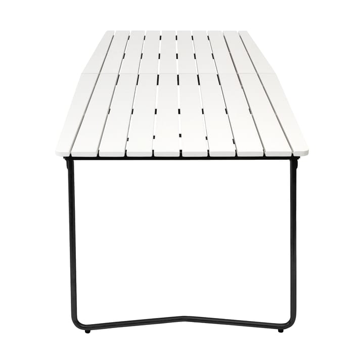 Table B31 eettafel 230 cm, Witgelakte eiken-zwart Grythyttan stalen meubelen