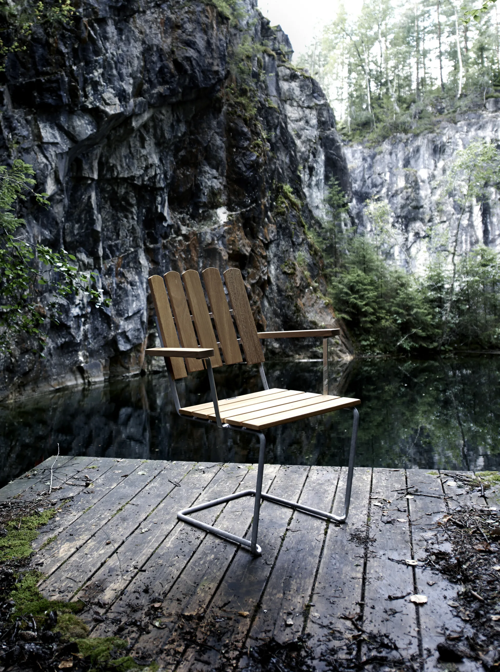 A2 fauteuil, Eiken olie-verzinkt frame Grythyttan Stålmöbler