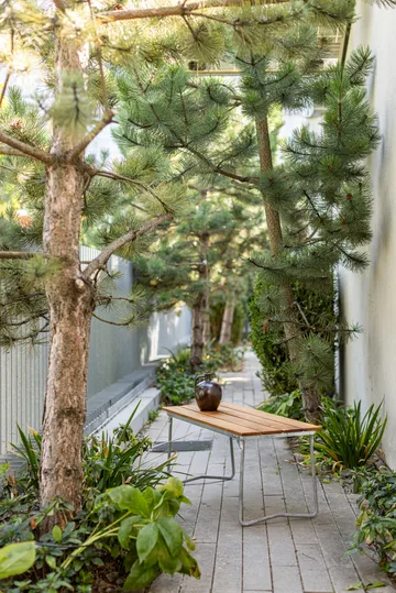 Bank 8 bank - Teak-verzinkt stalen frame - Grythyttan Stålmöbler