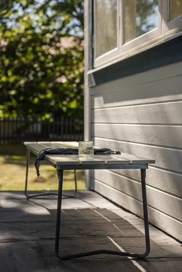 Bank 8 bank - Wit gelakte eiken verzinkt stalen frame - Grythyttan Stålmöbler