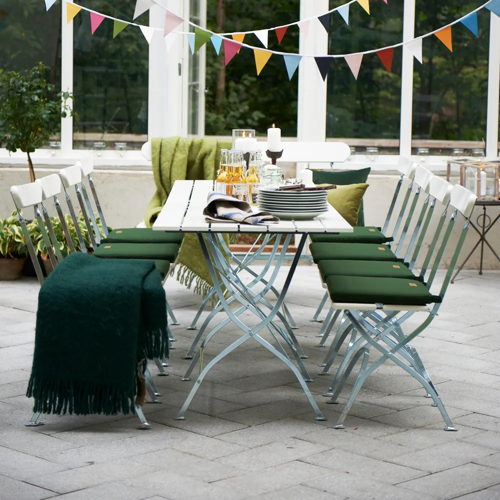 Bryggeri tafel, Wit gelakte eiken - verzinkt Grythyttan Stålmöbler