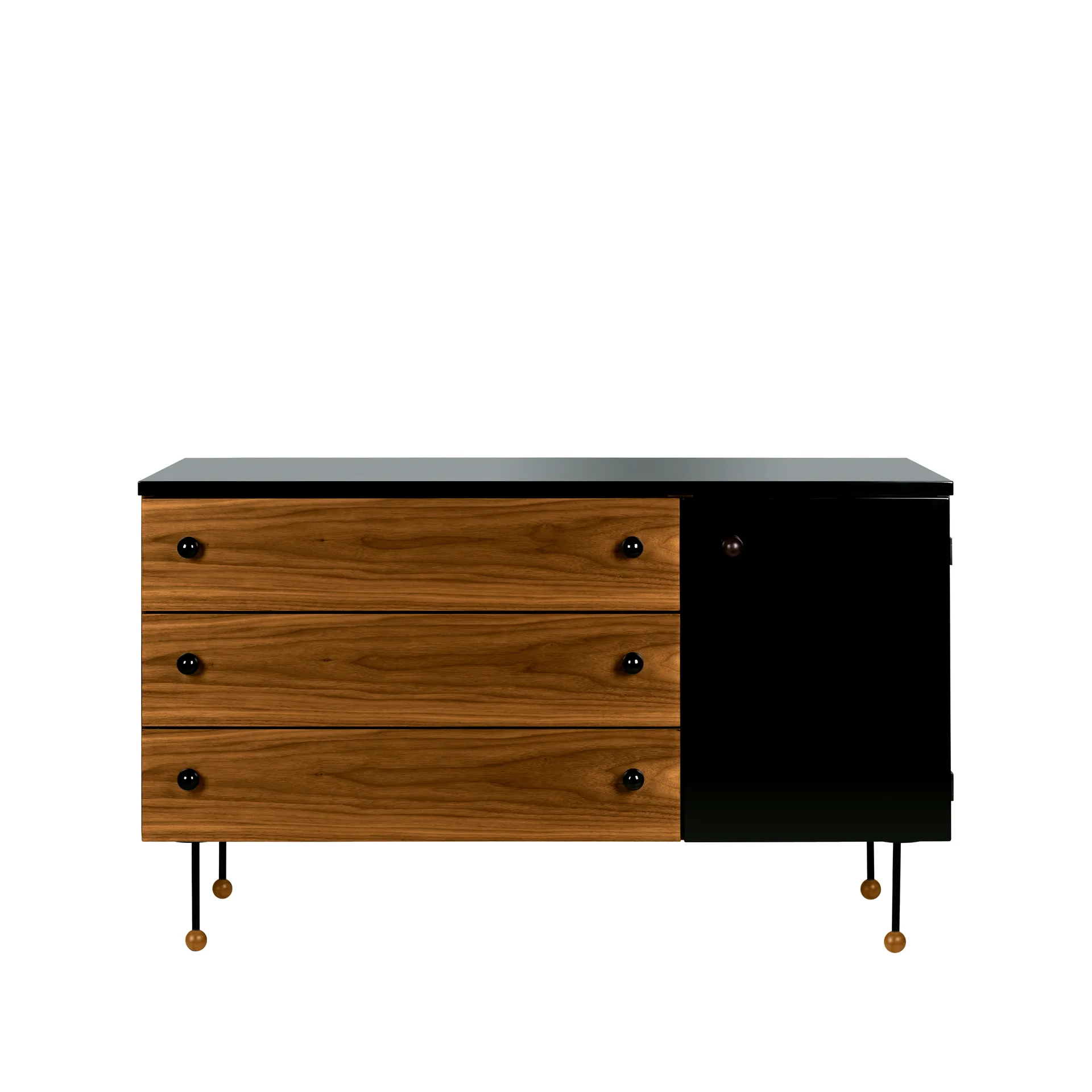 62 Dresser ladekast, american walnut, 3 lades GUBI
