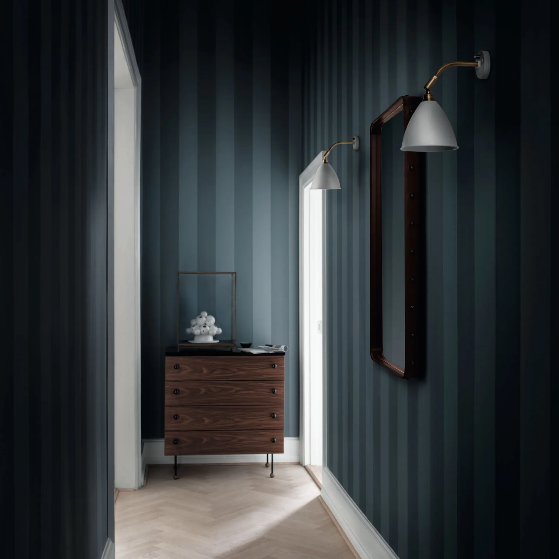 62 Dresser ladekast, american walnut, 3 lades GUBI