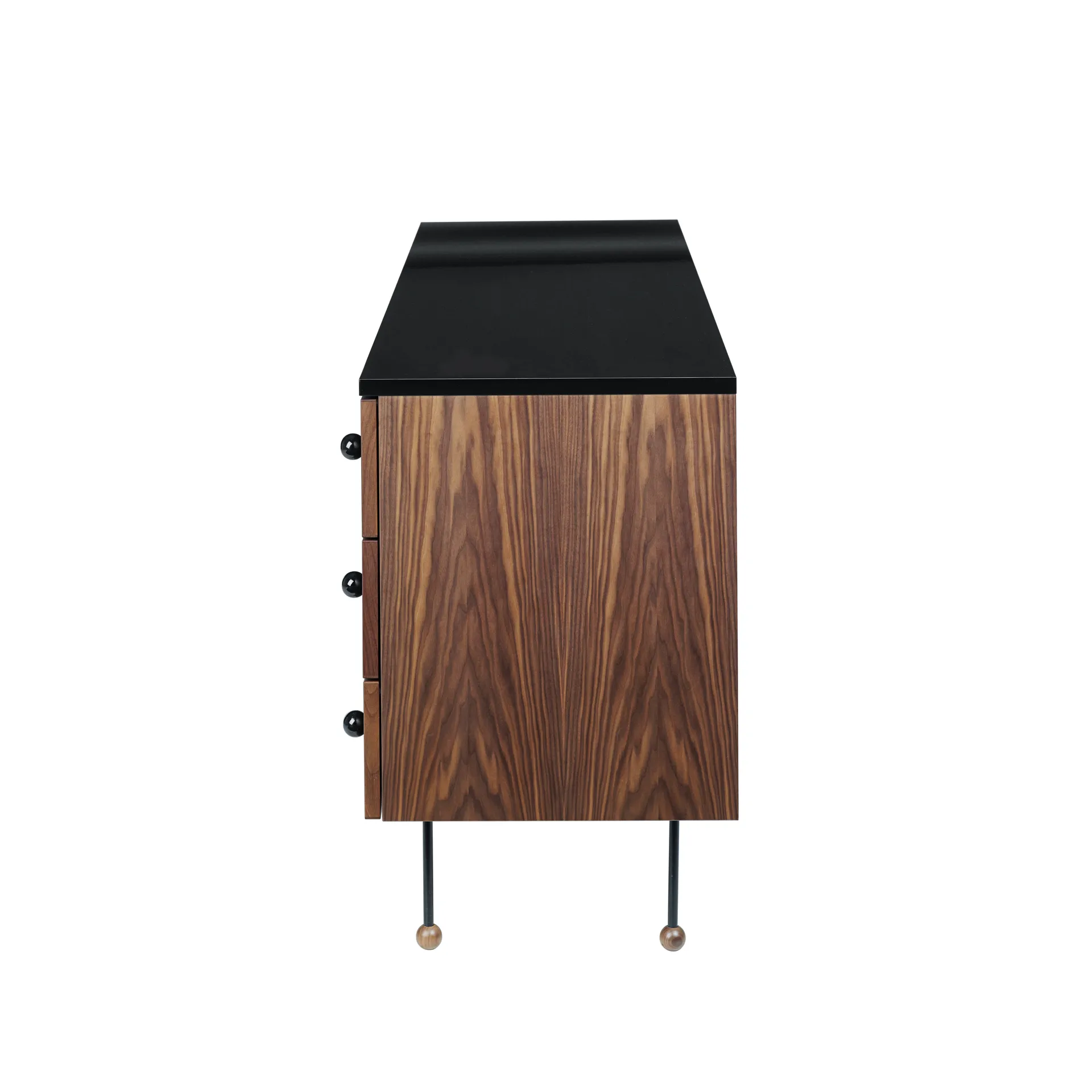 62 Dresser ladekast, american walnut, 6 lades GUBI