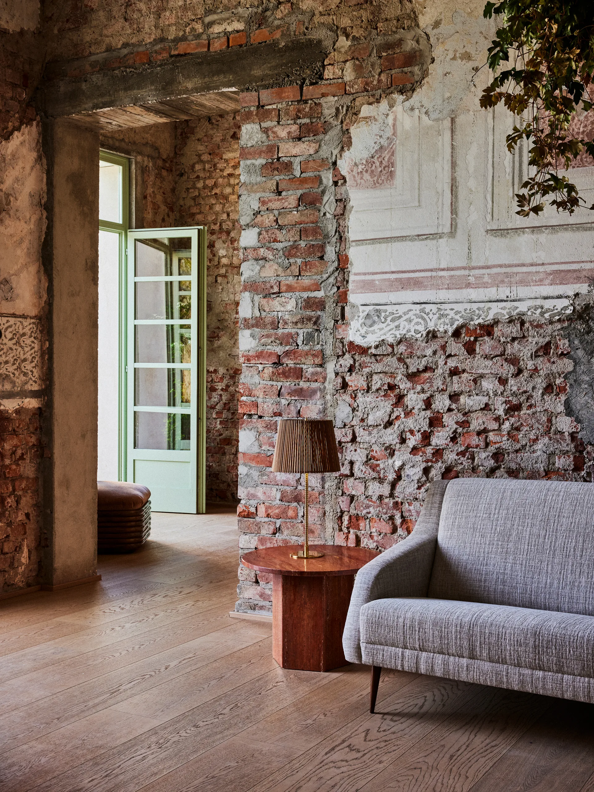 9205 tafellamp, Bamboe-messing GUBI