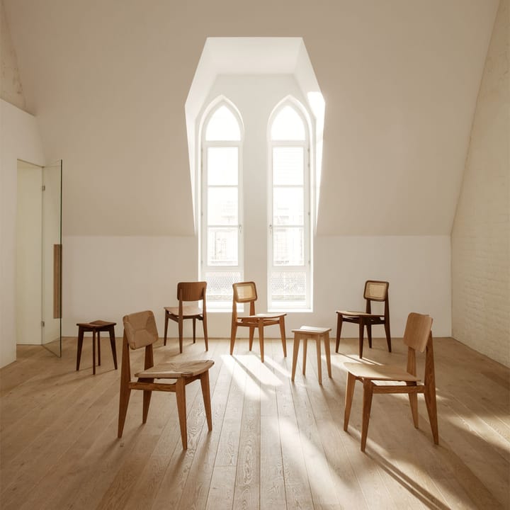 C-Chair stoel, american walnut, rotan GUBI