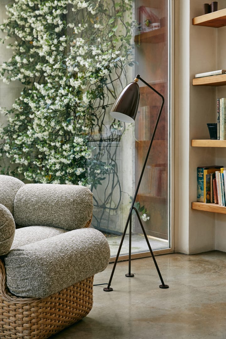 Gräshoppa vloerlamp glanzend, Walnut brown GUBI