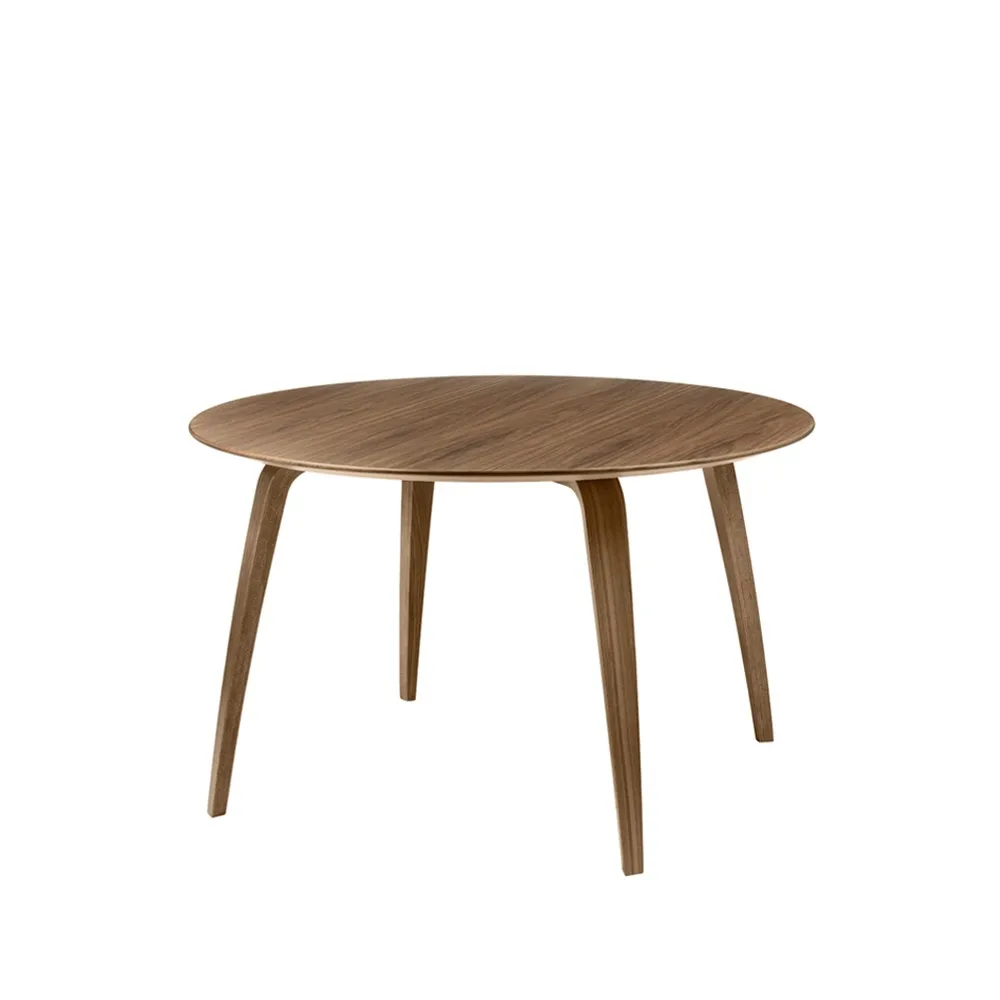 Gubi ronde eettafel, american walnut GUBI