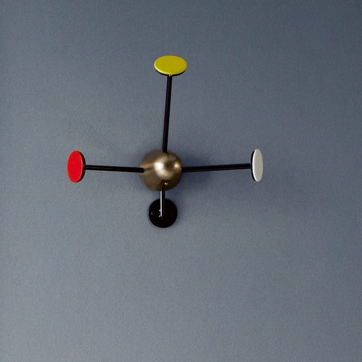 Matégot Kledinghanger, ochre/multi GUBI