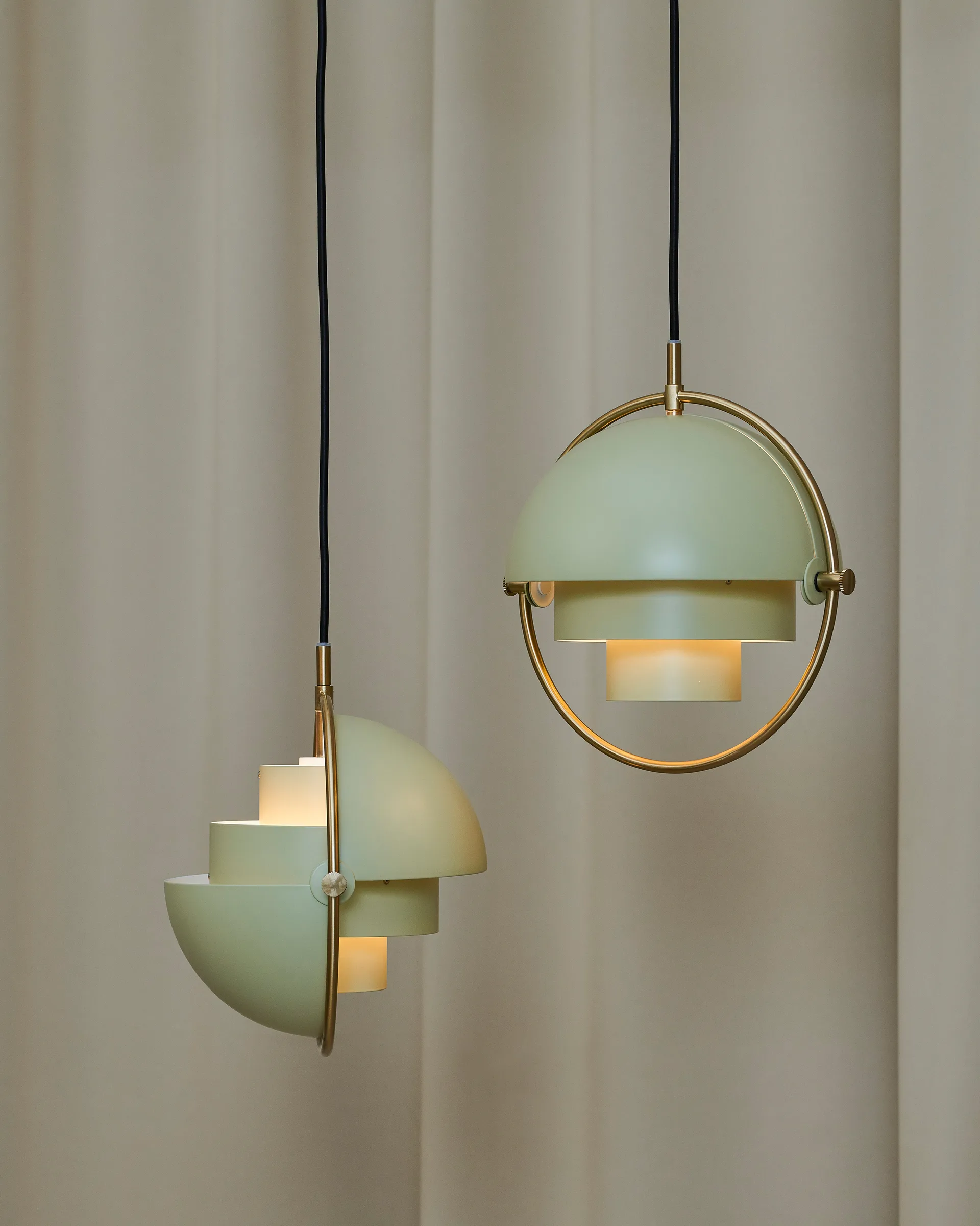 Multi-Lite plafondlamp small, Brass-desert sage GUBI