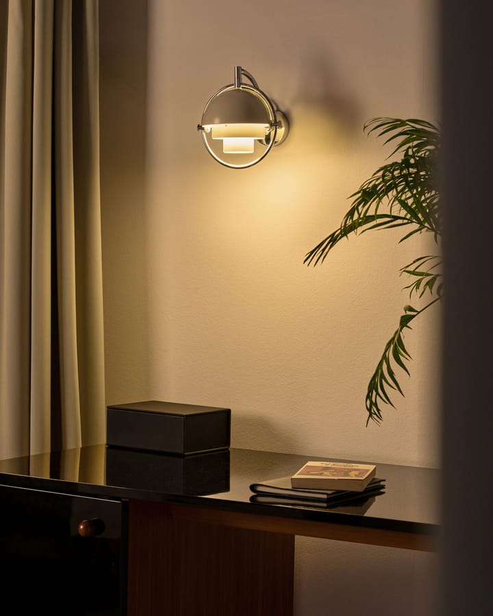Multi-Lite wandlamp, Wit-chroom GUBI
