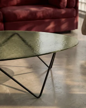 Pedrera salontafel - Zwart semimat-structuurglas transparant - GUBI