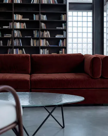 Pedrera salontafel - Zwart semimat-structuurglas transparant - GUBI